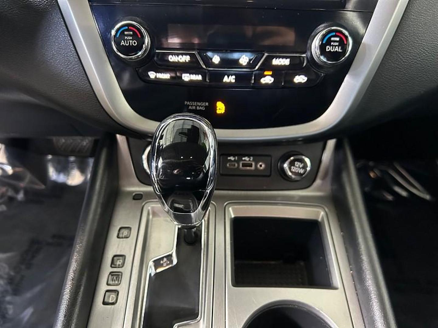 2023 GRAY Nissan Murano (5N1AZ2BJ5PC) with an V6 3.5 Liter engine, Automatic Xtronic CVT transmission, located at 412 Auto Vista Drive, Palmdale, 93551, (661) 945-0620, 34.592636, -118.136681 - Photo#18