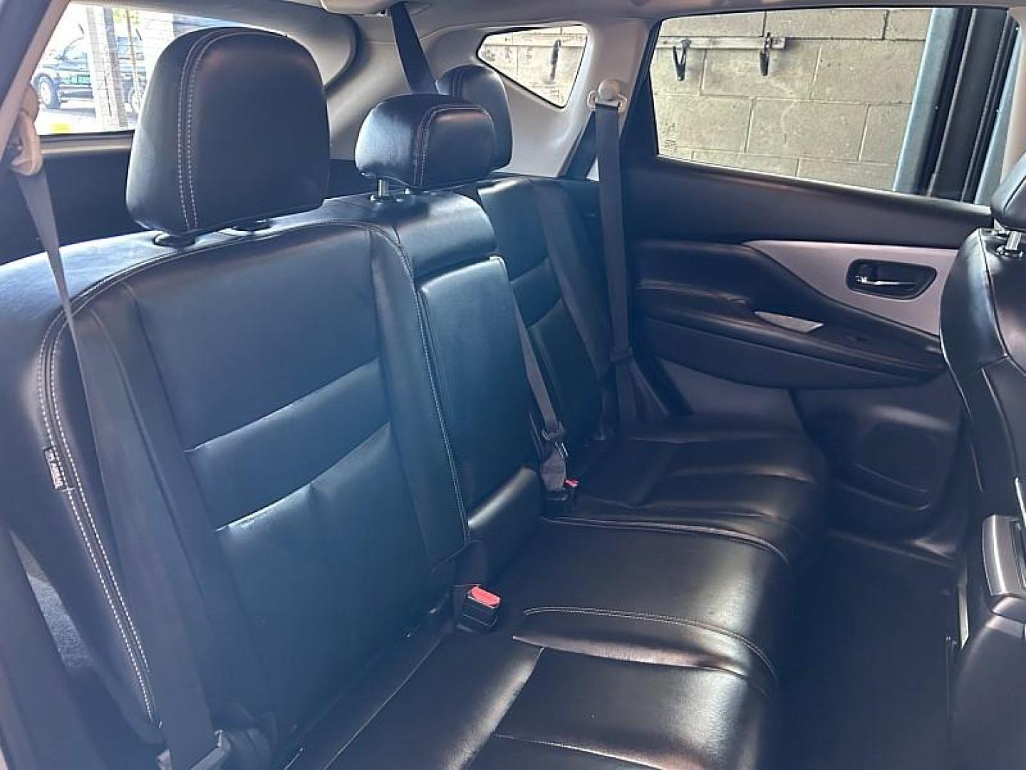 2023 GRAY Nissan Murano (5N1AZ2BJ5PC) with an V6 3.5 Liter engine, Automatic Xtronic CVT transmission, located at 412 Auto Vista Drive, Palmdale, 93551, (661) 945-0620, 34.592636, -118.136681 - Photo#27
