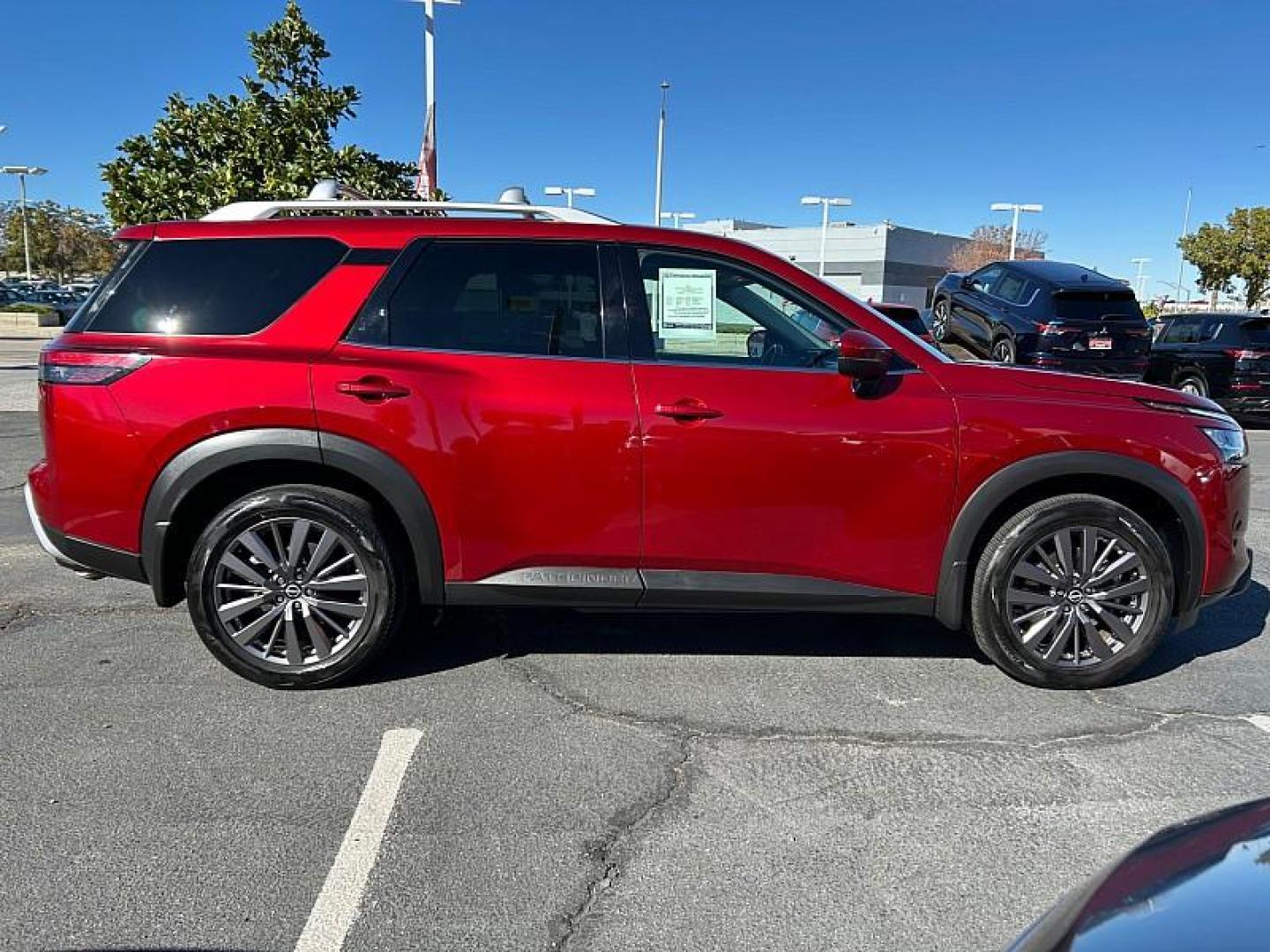 2023 BURGUNDY Nissan Pathfinder (5N1DR3CB8PC) with an V6 3.5 Liter engine, Automatic 9-Spd transmission, located at 412 Auto Vista Drive, Palmdale, 93551, (661) 945-0620, 34.592636, -118.136681 - Photo#9