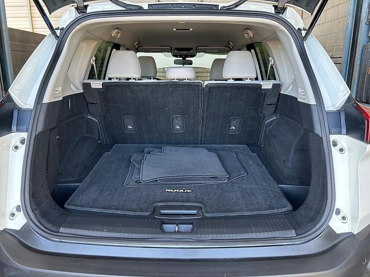 2023 WHITE Nissan Rogue (JN8BT3BB2PW) with an 3-Cyl Turbo 1.5 Liter engine, Automatic CVT w/Xtronic transmission, located at 412 Auto Vista Drive, Palmdale, 93551, (661) 945-0620, 34.592636, -118.136681 - Photo#2