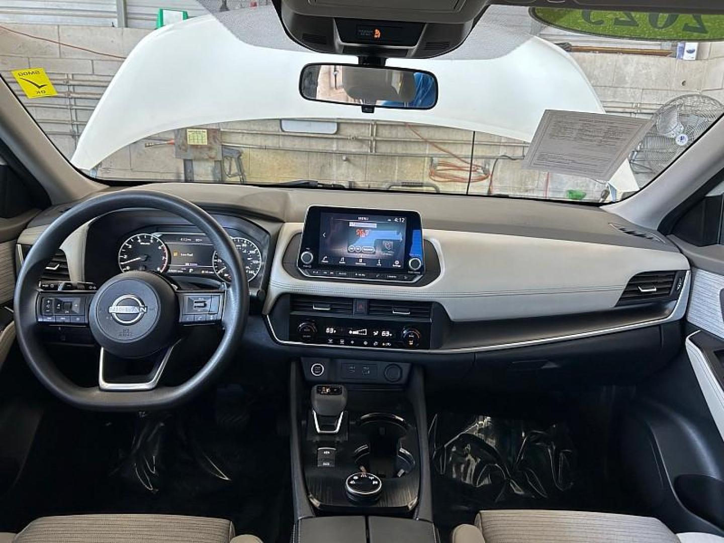 2023 WHITE Nissan Rogue (JN8BT3BB2PW) with an 3-Cyl Turbo 1.5 Liter engine, Automatic CVT w/Xtronic transmission, located at 412 Auto Vista Drive, Palmdale, 93551, (661) 945-0620, 34.592636, -118.136681 - Photo#10