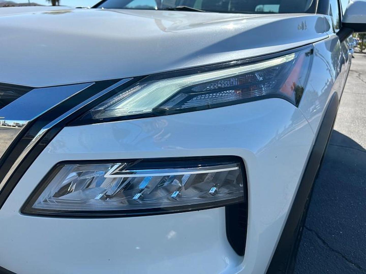 2023 WHITE Nissan Rogue (JN8BT3BB2PW) with an 3-Cyl Turbo 1.5 Liter engine, Automatic CVT w/Xtronic transmission, located at 412 Auto Vista Drive, Palmdale, 93551, (661) 945-0620, 34.592636, -118.136681 - Photo#23