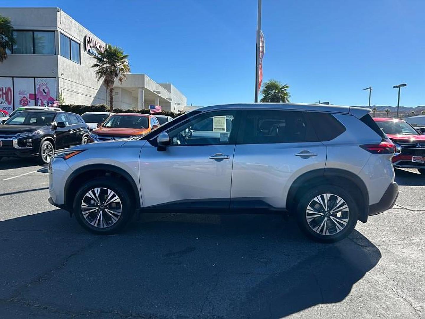 2023 SILVER Nissan Rogue (JN8BT3BA4PW) with an 3-Cyl Turbo 1.5 Liter engine, Automatic CVT w/Xtronic transmission, located at 412 Auto Vista Drive, Palmdale, 93551, (661) 945-0620, 34.592636, -118.136681 - Photo#5
