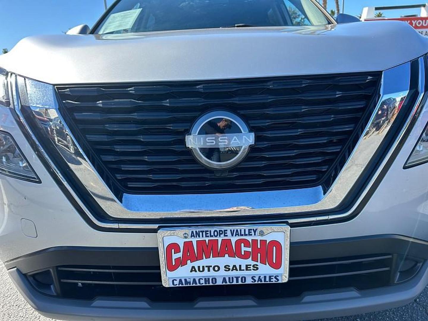 2023 SILVER Nissan Rogue (JN8BT3BA4PW) with an 3-Cyl Turbo 1.5 Liter engine, Automatic CVT w/Xtronic transmission, located at 412 Auto Vista Drive, Palmdale, 93551, (661) 945-0620, 34.592636, -118.136681 - Photo#9