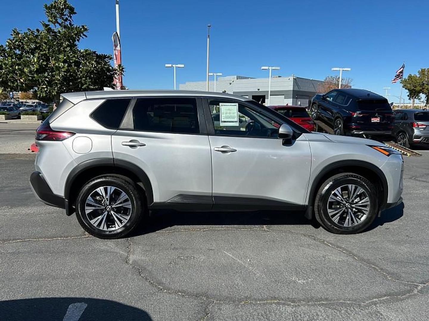 2023 SILVER Nissan Rogue (JN8BT3BA4PW) with an 3-Cyl Turbo 1.5 Liter engine, Automatic CVT w/Xtronic transmission, located at 412 Auto Vista Drive, Palmdale, 93551, (661) 945-0620, 34.592636, -118.136681 - Photo#10