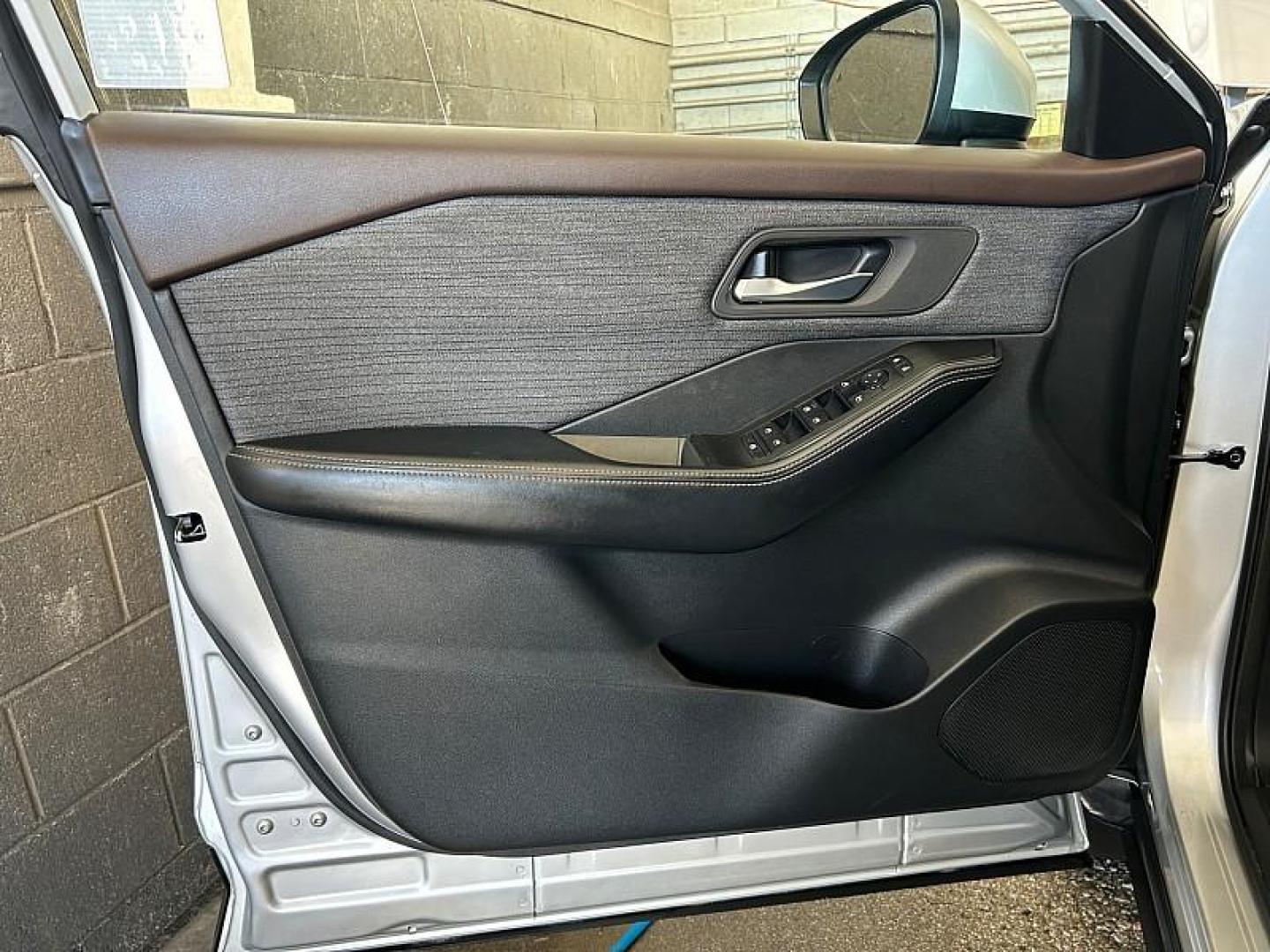 2023 SILVER Nissan Rogue (JN8BT3BA4PW) with an 3-Cyl Turbo 1.5 Liter engine, Automatic CVT w/Xtronic transmission, located at 412 Auto Vista Drive, Palmdale, 93551, (661) 945-0620, 34.592636, -118.136681 - Photo#16