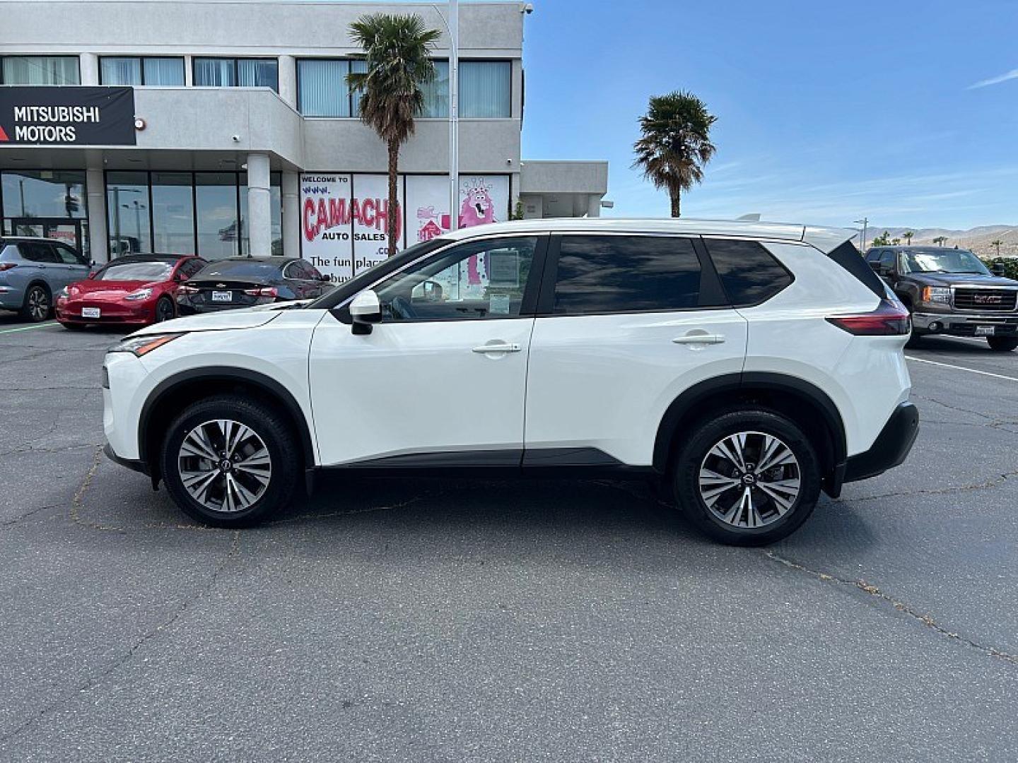 2023 Nissan Rogue (JN8BT3BA6PW) with an 3-Cyl Turbo 1.5 Liter engine, Automatic CVT w/Xtronic transmission, located at 412 Auto Vista Drive, Palmdale, 93551, (661) 945-0620, 34.592636, -118.136681 - Photo#5