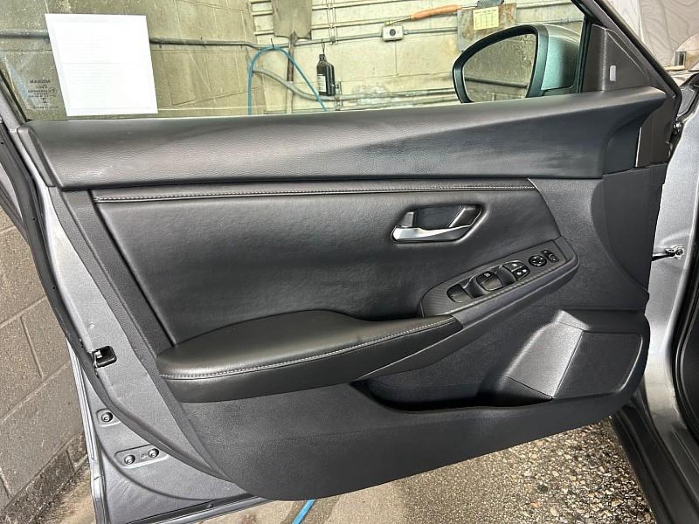 2023 GRAY Nissan Sentra (3N1AB8CV8PY) with an 4-Cyl 2.0 Liter engine, Automatic CVT w/Xtronic transmission, located at 412 Auto Vista Drive, Palmdale, 93551, (661) 945-0620, 34.592636, -118.136681 - Photo#9