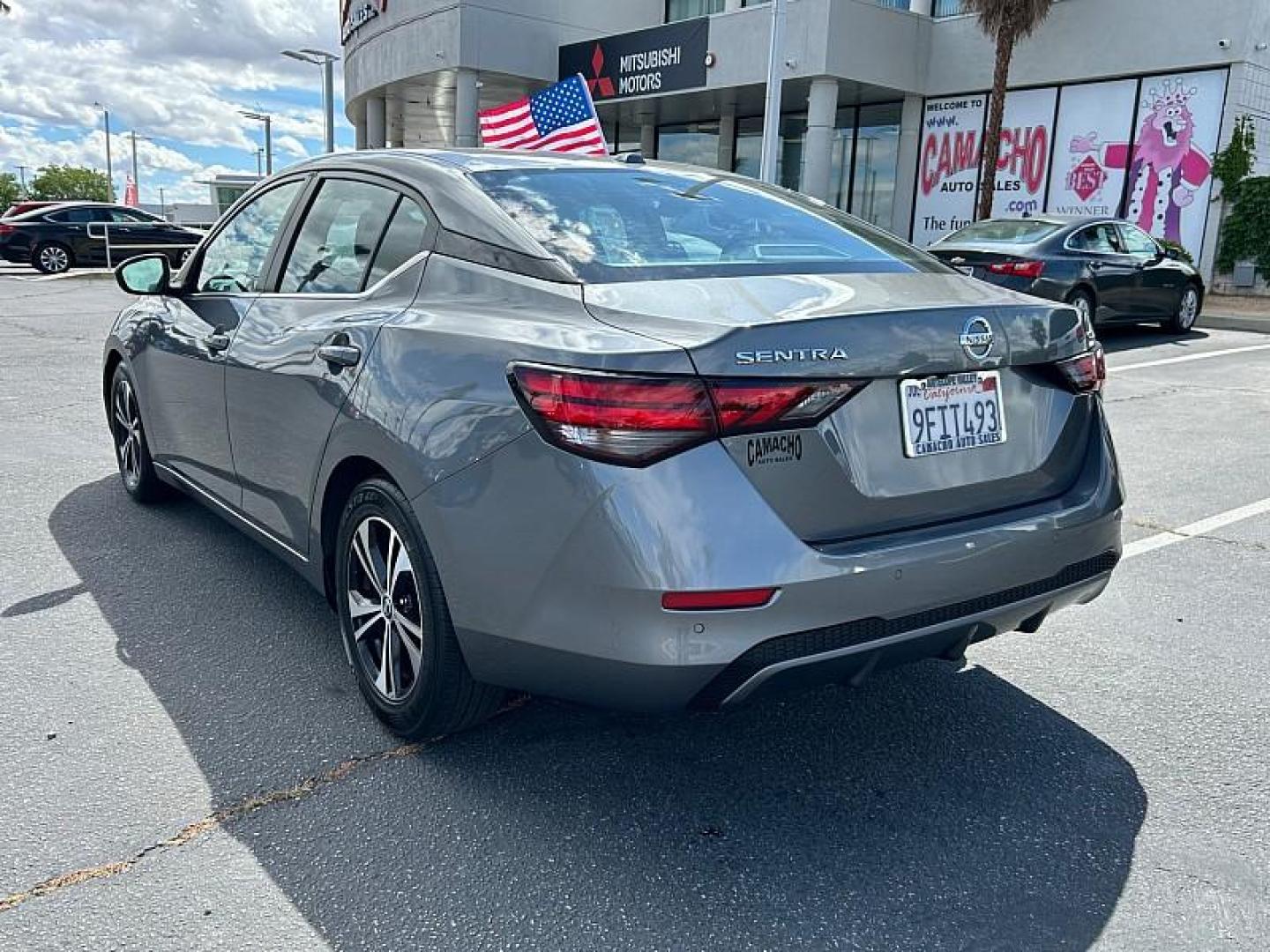2023 GRAY Nissan Sentra (3N1AB8CV8PY) with an 4-Cyl 2.0 Liter engine, Automatic CVT w/Xtronic transmission, located at 412 Auto Vista Drive, Palmdale, 93551, (661) 945-0620, 34.592636, -118.136681 - Photo#5