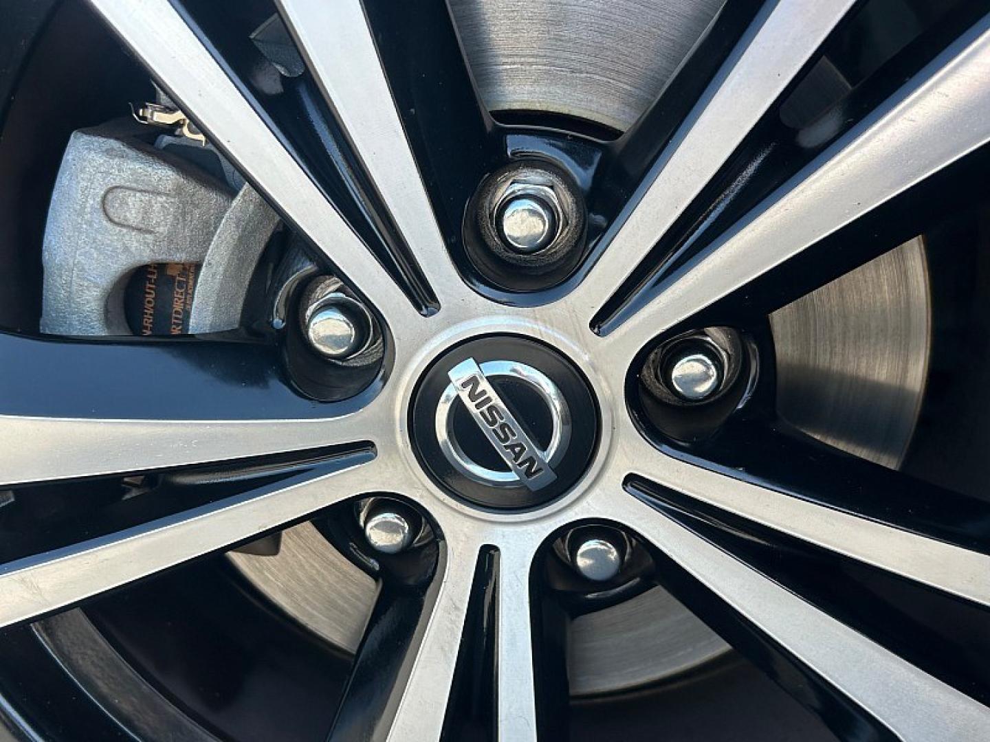2023 BLUE Nissan Sentra (3N1AB8CV3PY) with an 4-Cyl 2.0 Liter engine, Automatic CVT w/Xtronic transmission, located at 412 Auto Vista Drive, Palmdale, 93551, (661) 945-0620, 34.592636, -118.136681 - Photo#15