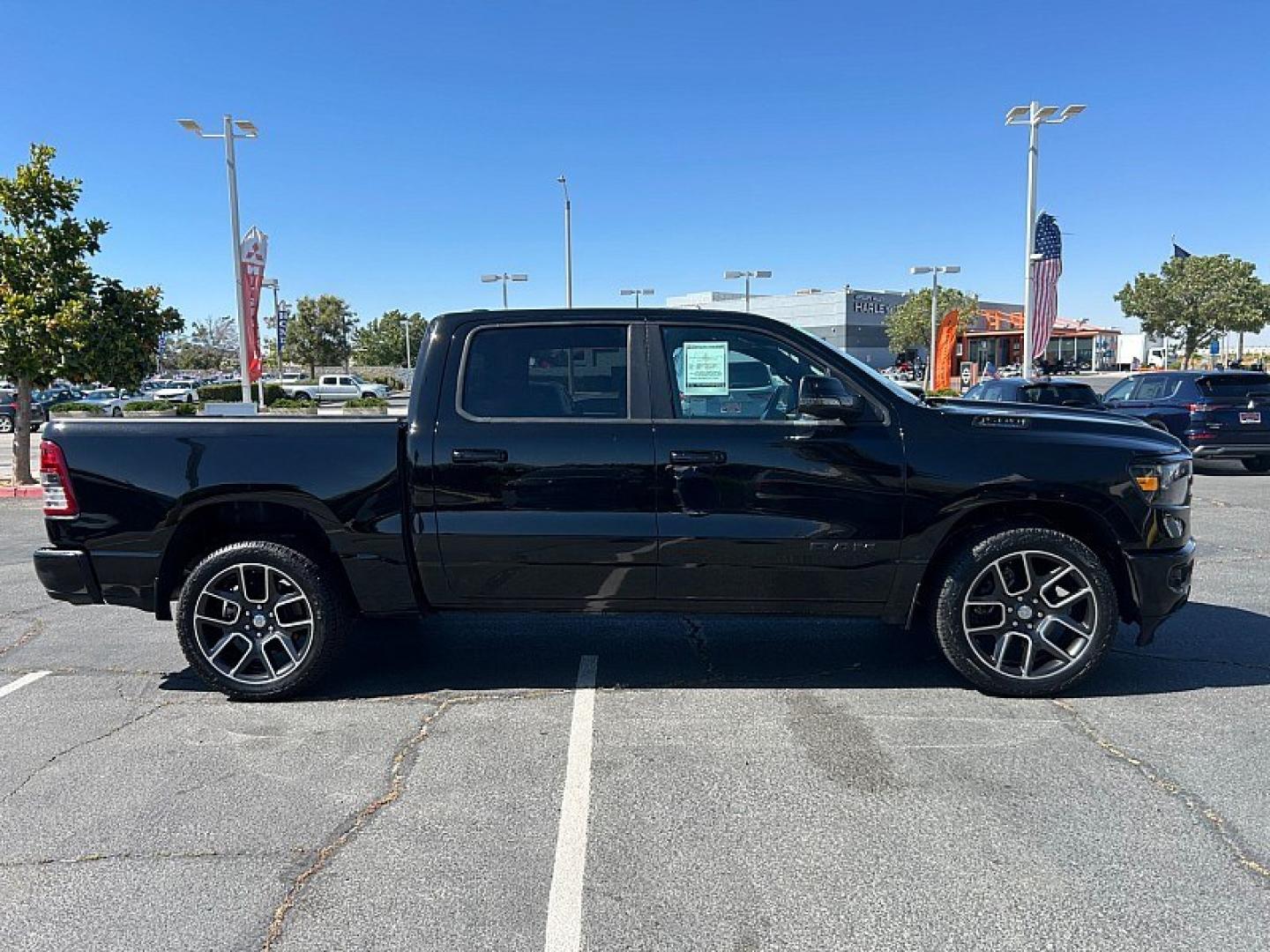 2023 BLACK Ram 1500 2WD (1C6RREFT5PN) with an 8-Cyl 5.7 Liter engine, Automatic 8-Spd transmission, located at 412 Auto Vista Drive, Palmdale, 93551, (661) 945-0620, 34.592636, -118.136681 - Photo#5
