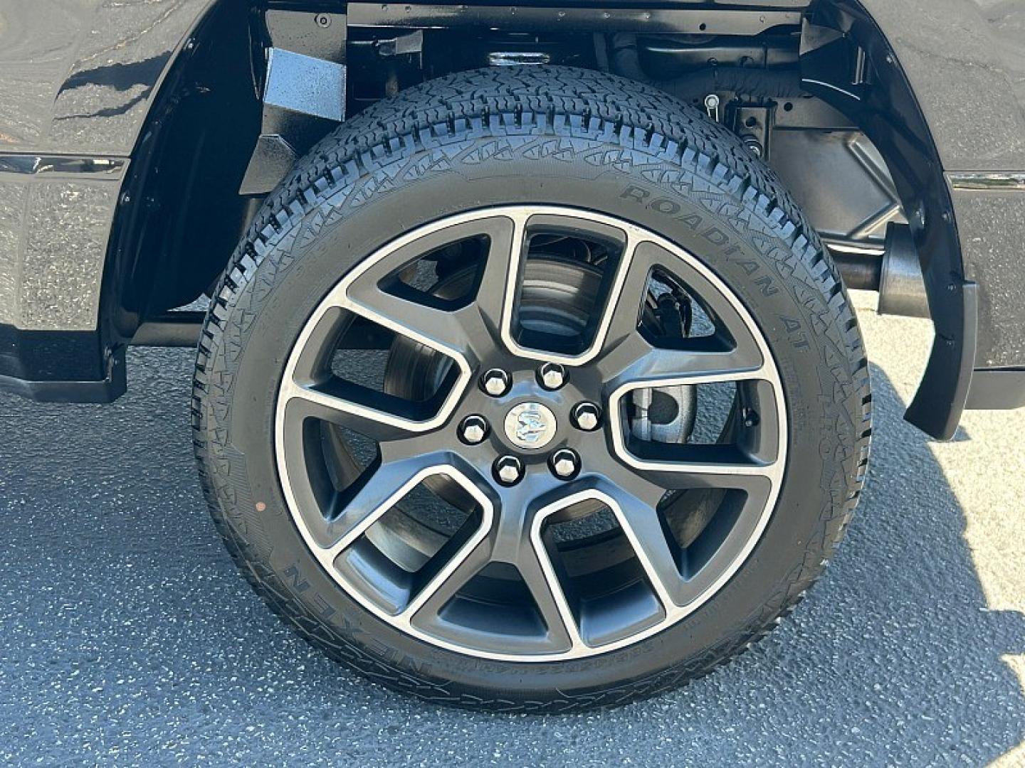 2023 BLACK Ram 1500 2WD (1C6RREFT5PN) with an 8-Cyl 5.7 Liter engine, Automatic 8-Spd transmission, located at 412 Auto Vista Drive, Palmdale, 93551, (661) 945-0620, 34.592636, -118.136681 - Photo#12