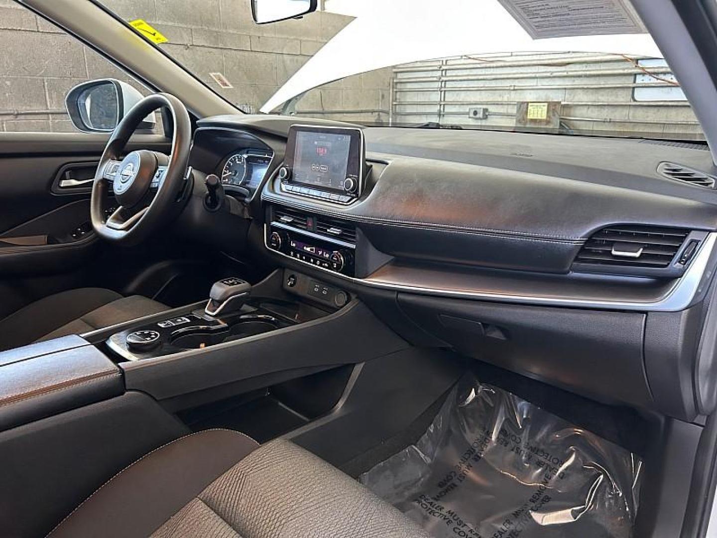 2023 WHITE Ram 1500 Classic 4WD (1C6RR7LG3PS) with an 6-Cyl 3.6 Liter engine, Automatic 8-Spd transmission, located at 412 Auto Vista Drive, Palmdale, 93551, (661) 945-0620, 34.592636, -118.136681 - Photo#29