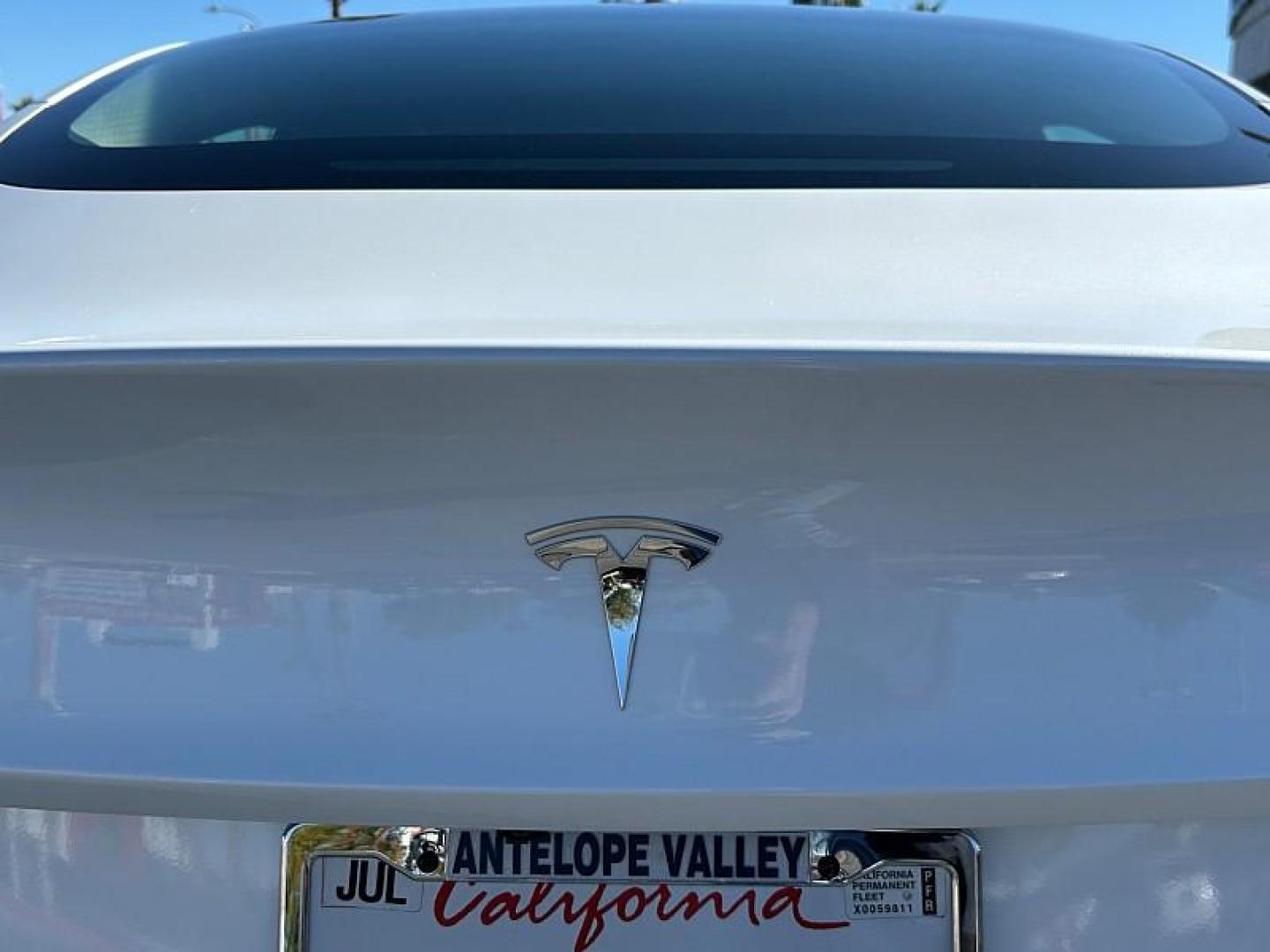 2023 WHITE Tesla Model 3 (5YJ3E1EA5PF) with an AC Electric Motor engine, Single-Speed Fixed Gear transmission, located at 412 Auto Vista Drive, Palmdale, 93551, (661) 945-0620, 34.592636, -118.136681 - Photo#8