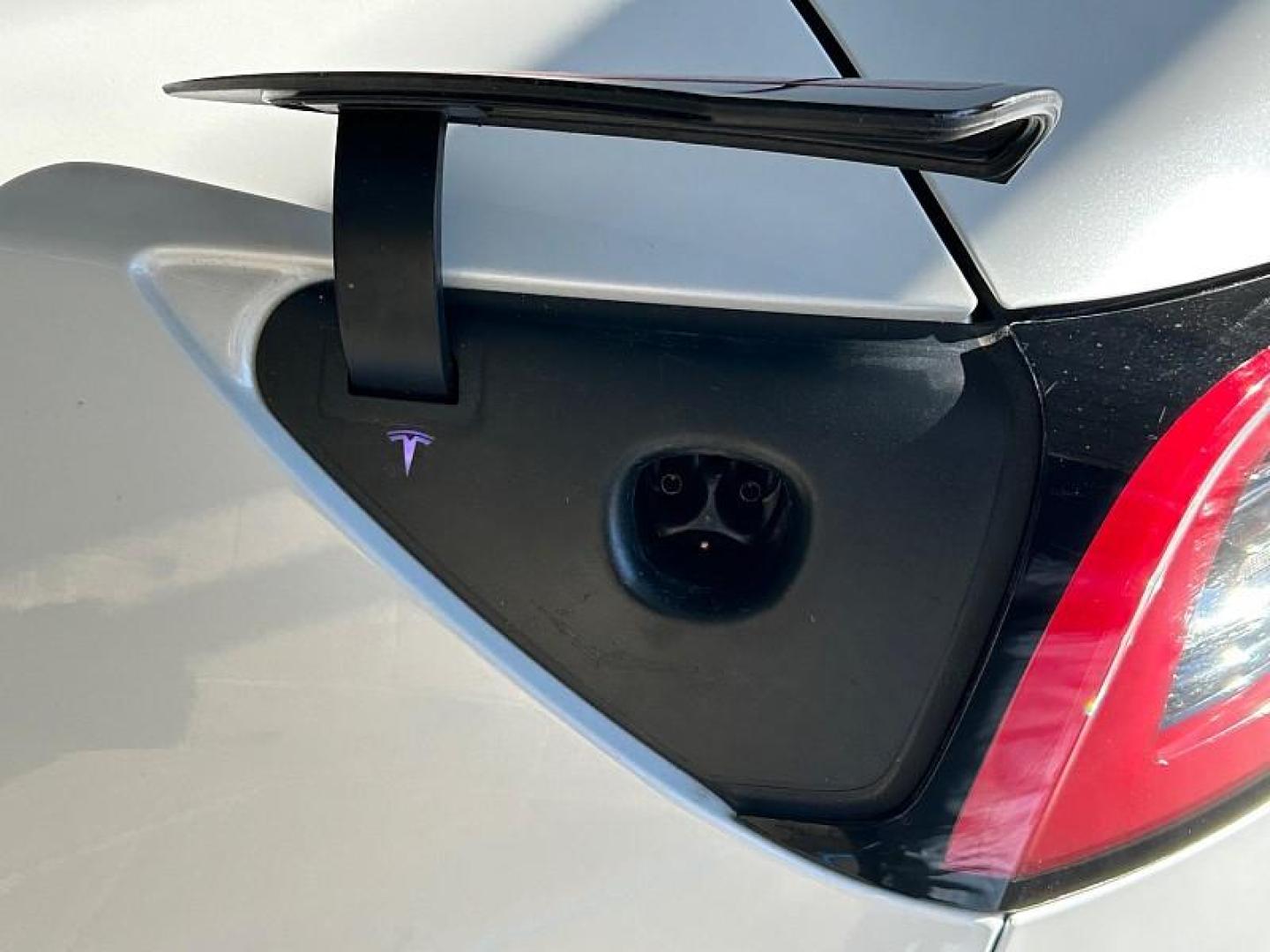 2023 WHITE Tesla Model 3 (5YJ3E1EA5PF) with an AC Electric Motor engine, Single-Speed Fixed Gear transmission, located at 412 Auto Vista Drive, Palmdale, 93551, (661) 945-0620, 34.592636, -118.136681 - Photo#31