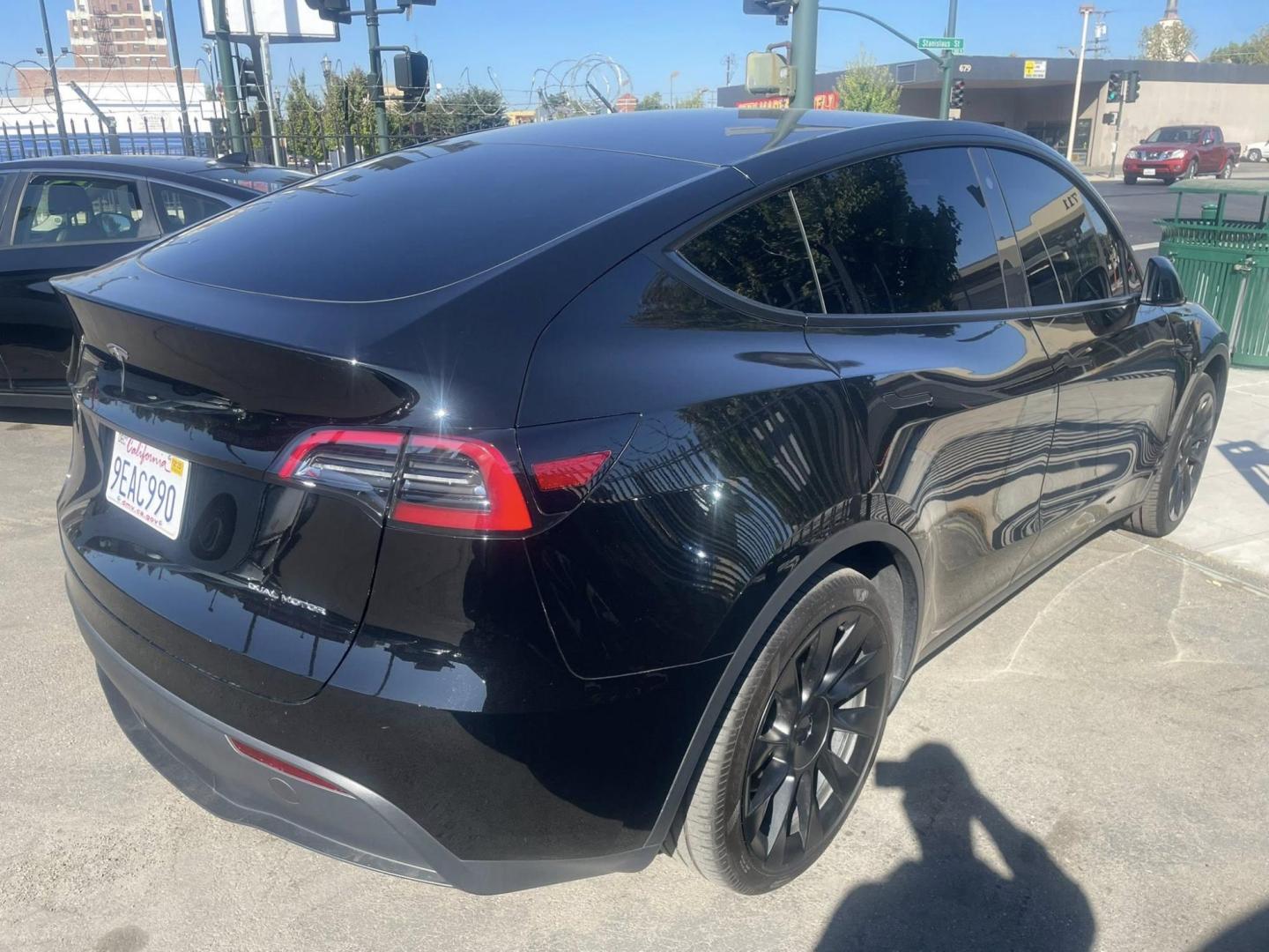 2023 Tesla Model Y Long Range (7SAYGDEE2PA) with an ELECTRIC engine, 1A transmission, located at 744 E Miner Ave, Stockton, CA, 95202, (209) 944-5770, 37.956863, -121.282082 - PLUS TAXES AND FEES NO CHARGER AVAILABLE- Photo#6