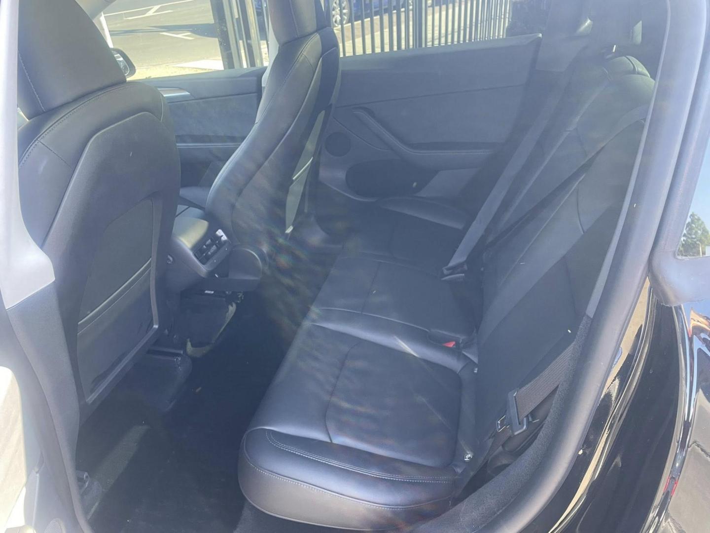2023 Tesla Model Y Long Range (7SAYGDEE2PA) with an ELECTRIC engine, 1A transmission, located at 744 E Miner Ave, Stockton, CA, 95202, (209) 944-5770, 37.956863, -121.282082 - PLUS TAXES AND FEES NO CHARGER AVAILABLE- Photo#4