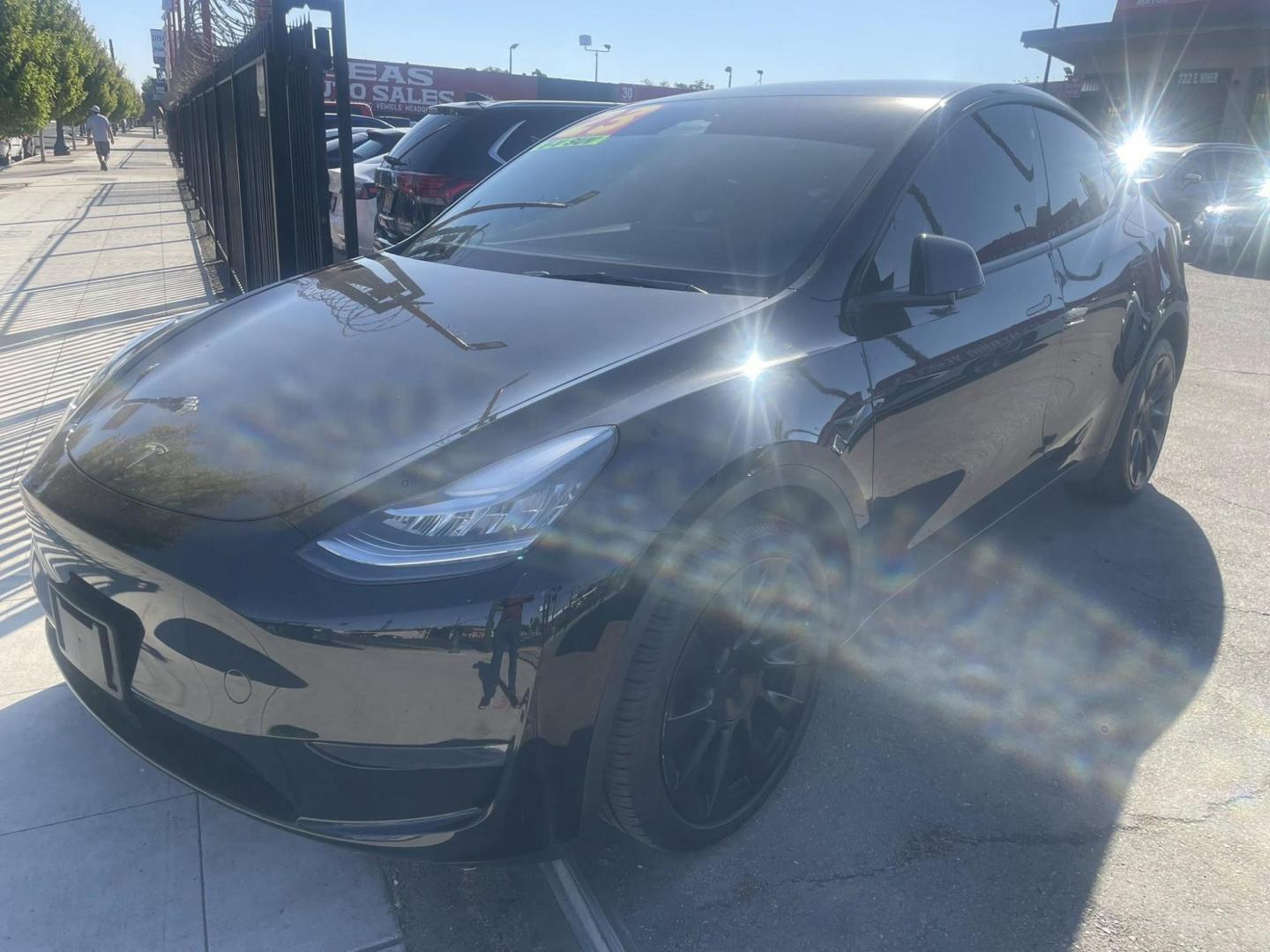 2023 Tesla Model Y Long Range (7SAYGDEE2PA) with an ELECTRIC engine, 1A transmission, located at 744 E Miner Ave, Stockton, CA, 95202, (209) 944-5770, 37.956863, -121.282082 - PLUS TAXES AND FEES NO CHARGER AVAILABLE- Photo#2