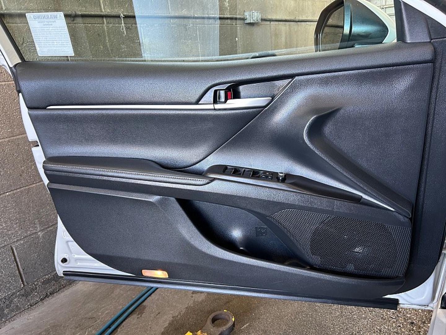 2023 WHITE Toyota Camry (4T1K61AKXPU) with an 4-Cyl 2.5 Liter engine, Automatic 8-Spd w/Sequential Shift transmission, located at 412 Auto Vista Drive, Palmdale, 93551, (661) 945-0620, 34.592636, -118.136681- Photo#16