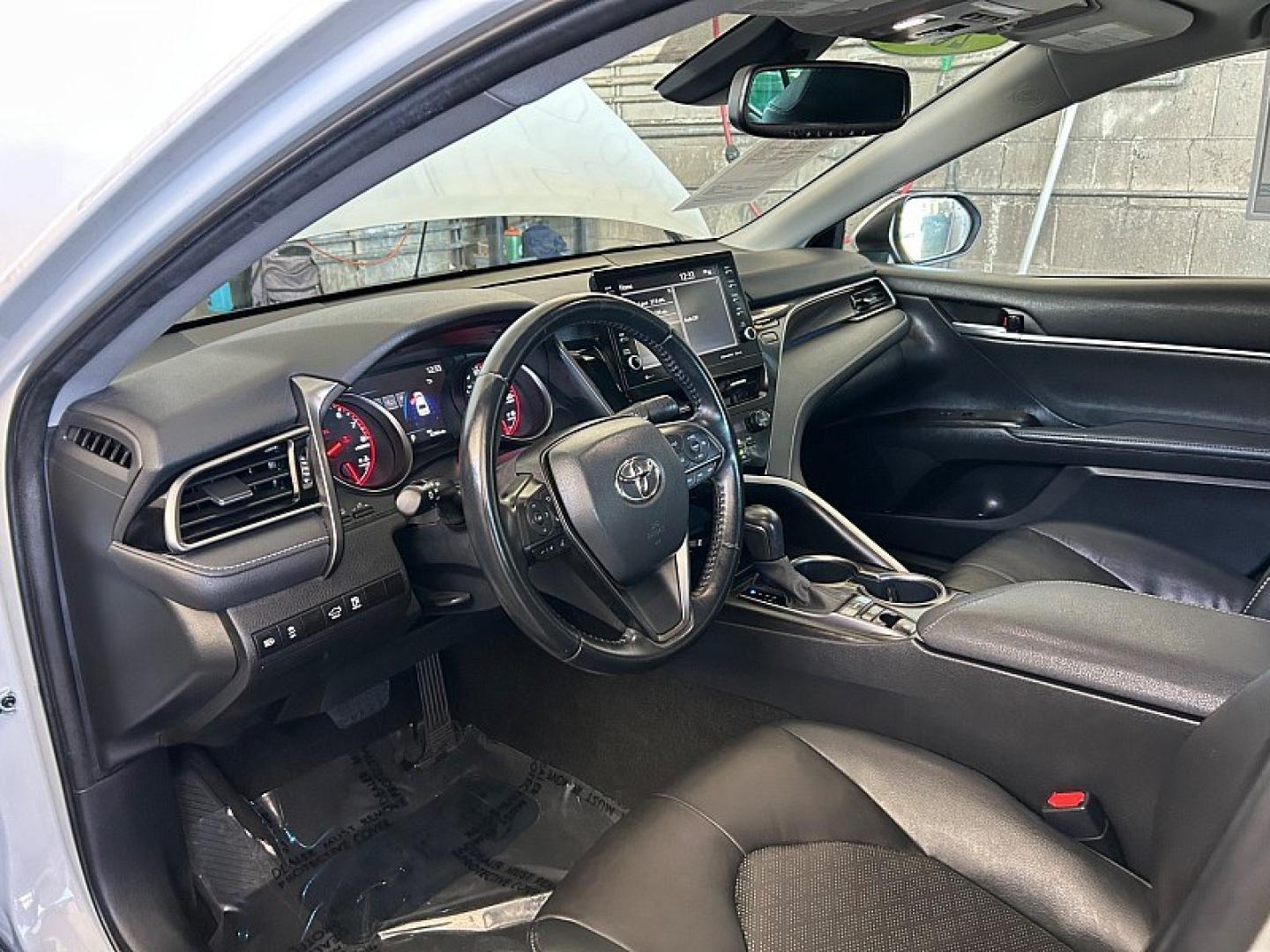 2023 WHITE Toyota Camry (4T1K61AKXPU) with an 4-Cyl 2.5 Liter engine, Automatic 8-Spd w/Sequential Shift transmission, located at 412 Auto Vista Drive, Palmdale, 93551, (661) 945-0620, 34.592636, -118.136681- Photo#17