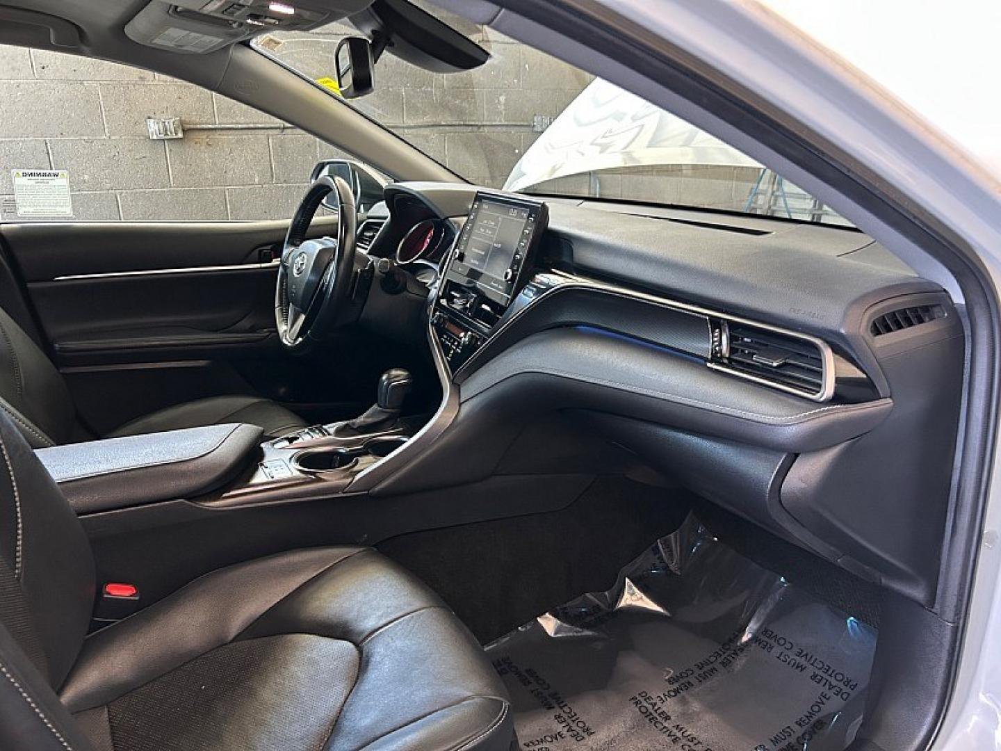 2023 WHITE Toyota Camry (4T1K61AKXPU) with an 4-Cyl 2.5 Liter engine, Automatic 8-Spd w/Sequential Shift transmission, located at 412 Auto Vista Drive, Palmdale, 93551, (661) 945-0620, 34.592636, -118.136681- Photo#28