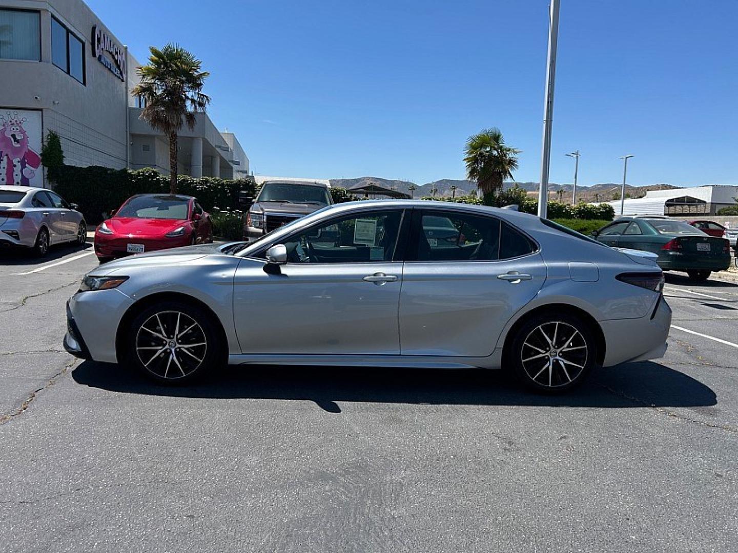 2023 SILVER Toyota Camry (4T1G11AK9PU) with an 4-Cyl 2.5 Liter engine, Automatic 8-Spd w/Sequential Shift transmission, located at 412 Auto Vista Drive, Palmdale, 93551, (661) 945-0620, 34.592636, -118.136681- Photo#5