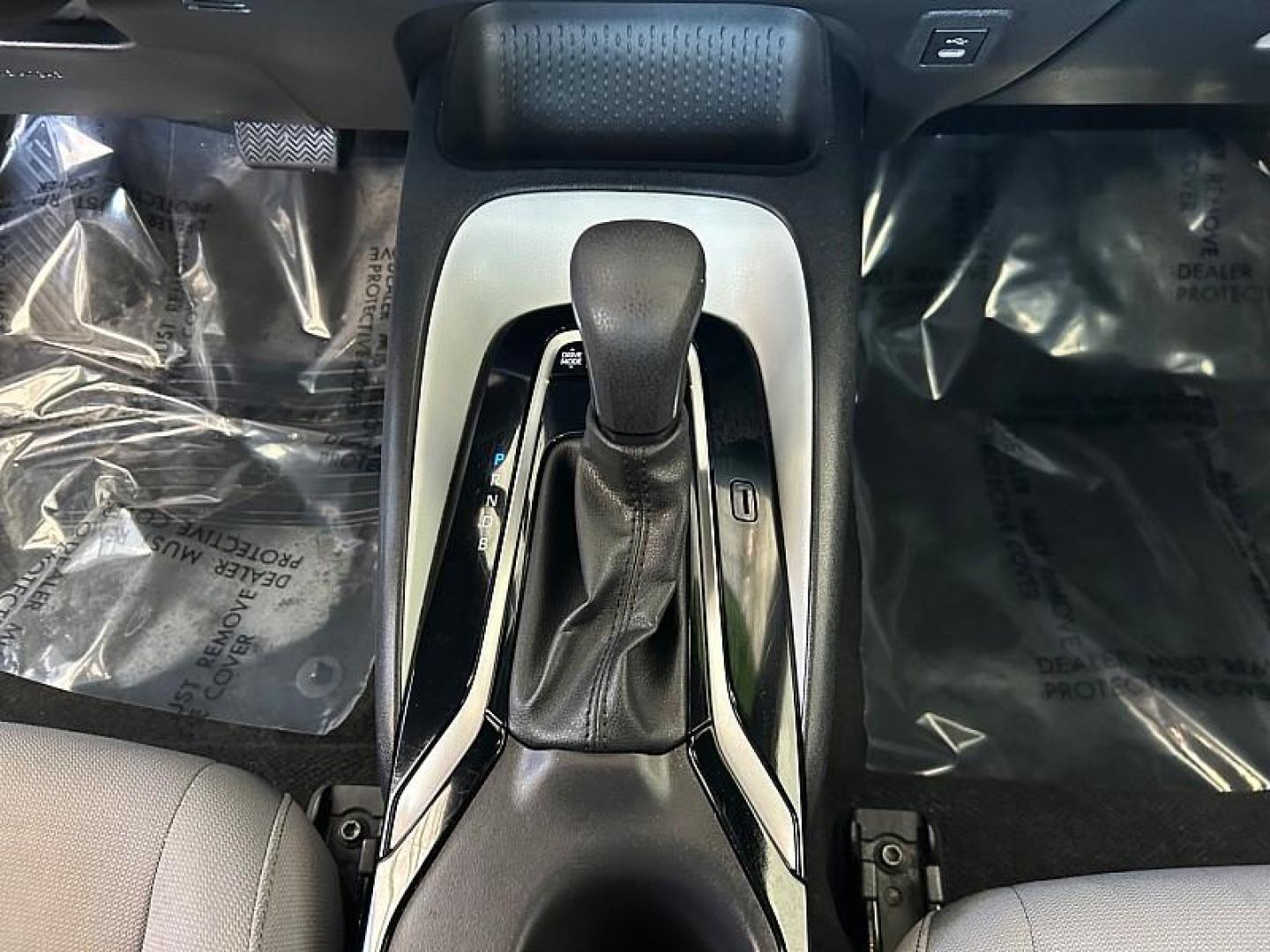 2023 WHITE Toyota Corolla (5YFS4MCE4PP) with an 4-Cyl 2.0 Liter engine, Automatic CVT transmission, located at 412 Auto Vista Drive, Palmdale, 93551, (661) 945-0620, 34.592636, -118.136681 - Photo#21