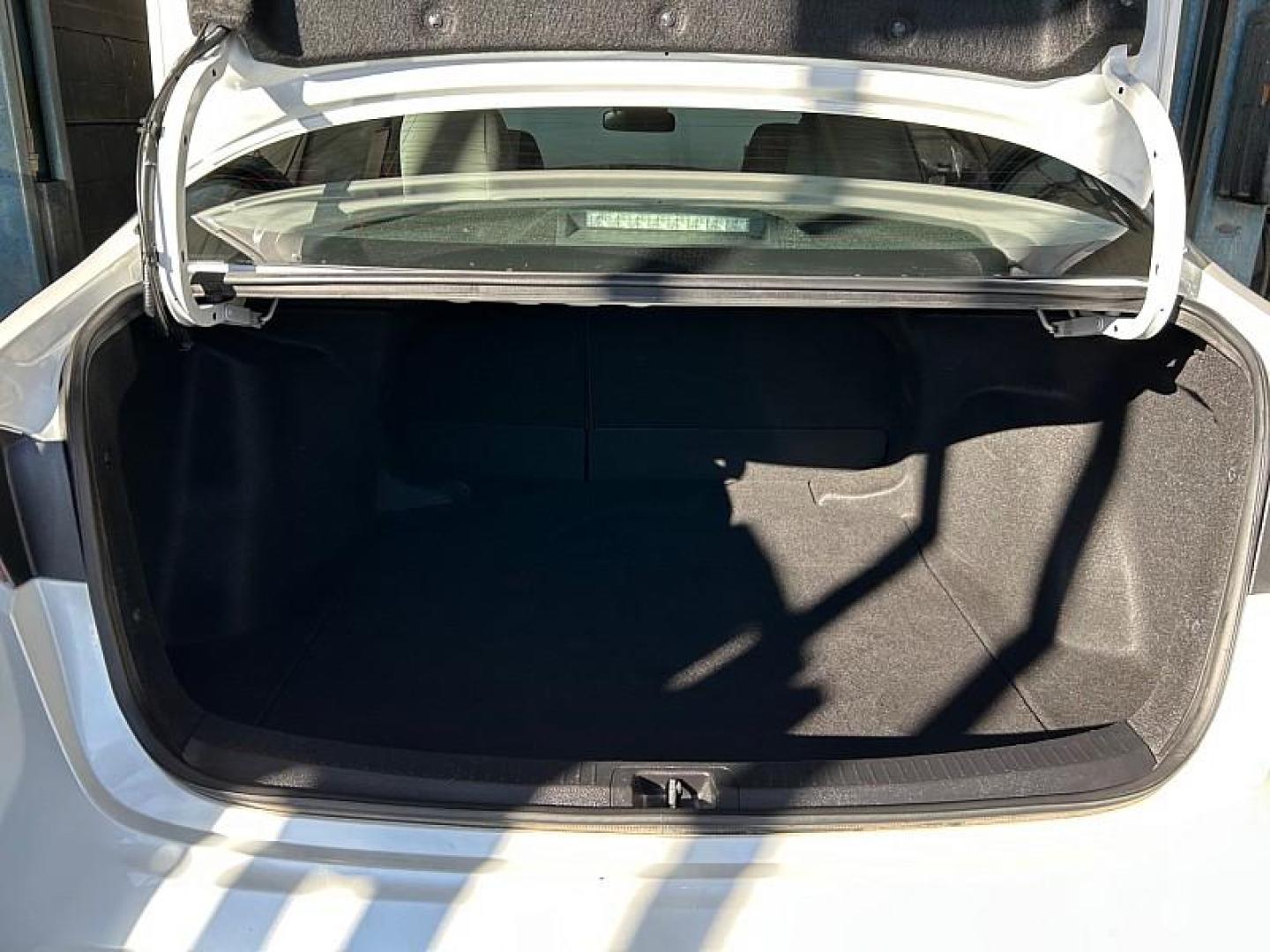 2023 WHITE Toyota Corolla (5YFS4MCE4PP) with an 4-Cyl 2.0 Liter engine, Automatic CVT transmission, located at 412 Auto Vista Drive, Palmdale, 93551, (661) 945-0620, 34.592636, -118.136681 - Photo#28