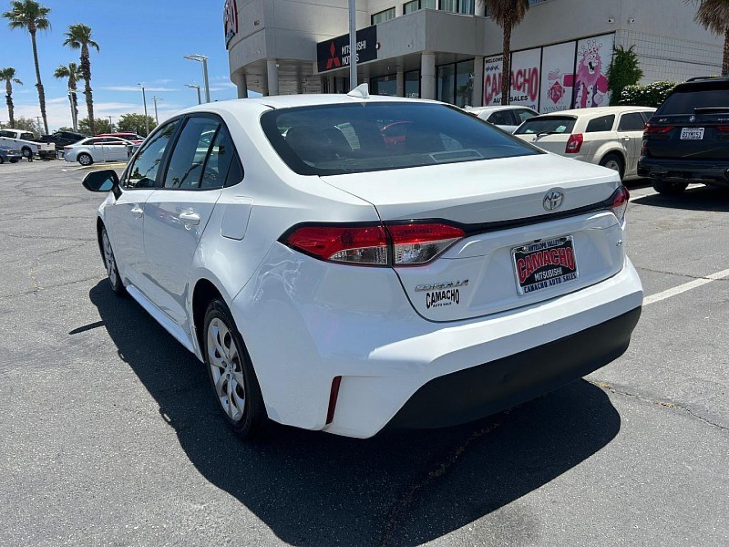 2023 WHITE Toyota Corolla (5YFB4MDE1PP) with an 4-Cyl 2.0 Liter engine, Automatic CVT transmission, located at 412 Auto Vista Drive, Palmdale, 93551, (661) 945-0620, 34.592636, -118.136681- Photo#4