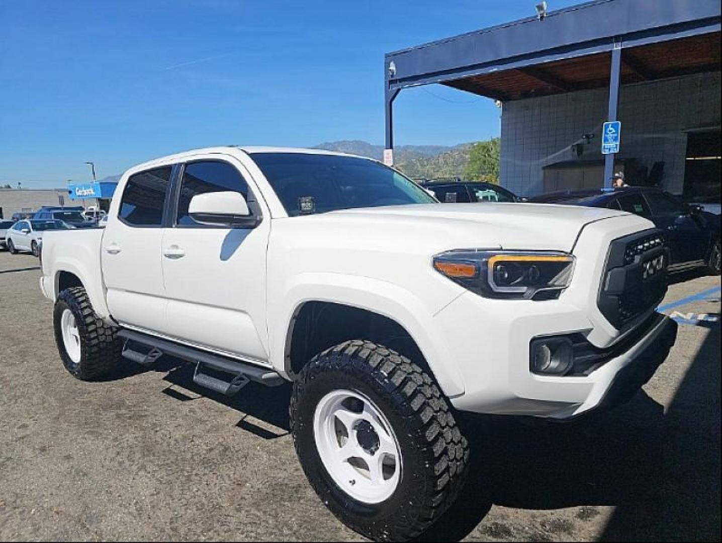 2023 WHITE Toyota Tacoma 2WD (3TMAZ5CN6PM) with an V6 3.5 Liter engine, Automatic 6-Spd transmission, located at 412 Auto Vista Drive, Palmdale, 93551, (661) 945-0620, 34.592636, -118.136681 - Photo#1