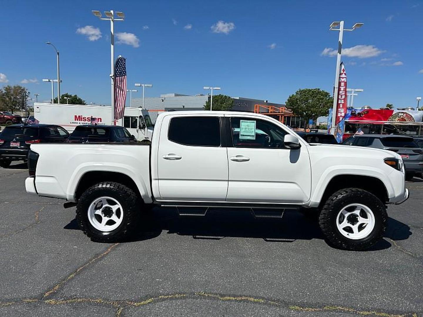 2023 WHITE Toyota Tacoma 2WD (3TMAZ5CN6PM) with an V6 3.5 Liter engine, Automatic 6-Spd transmission, located at 412 Auto Vista Drive, Palmdale, 93551, (661) 945-0620, 34.592636, -118.136681 - Photo#9