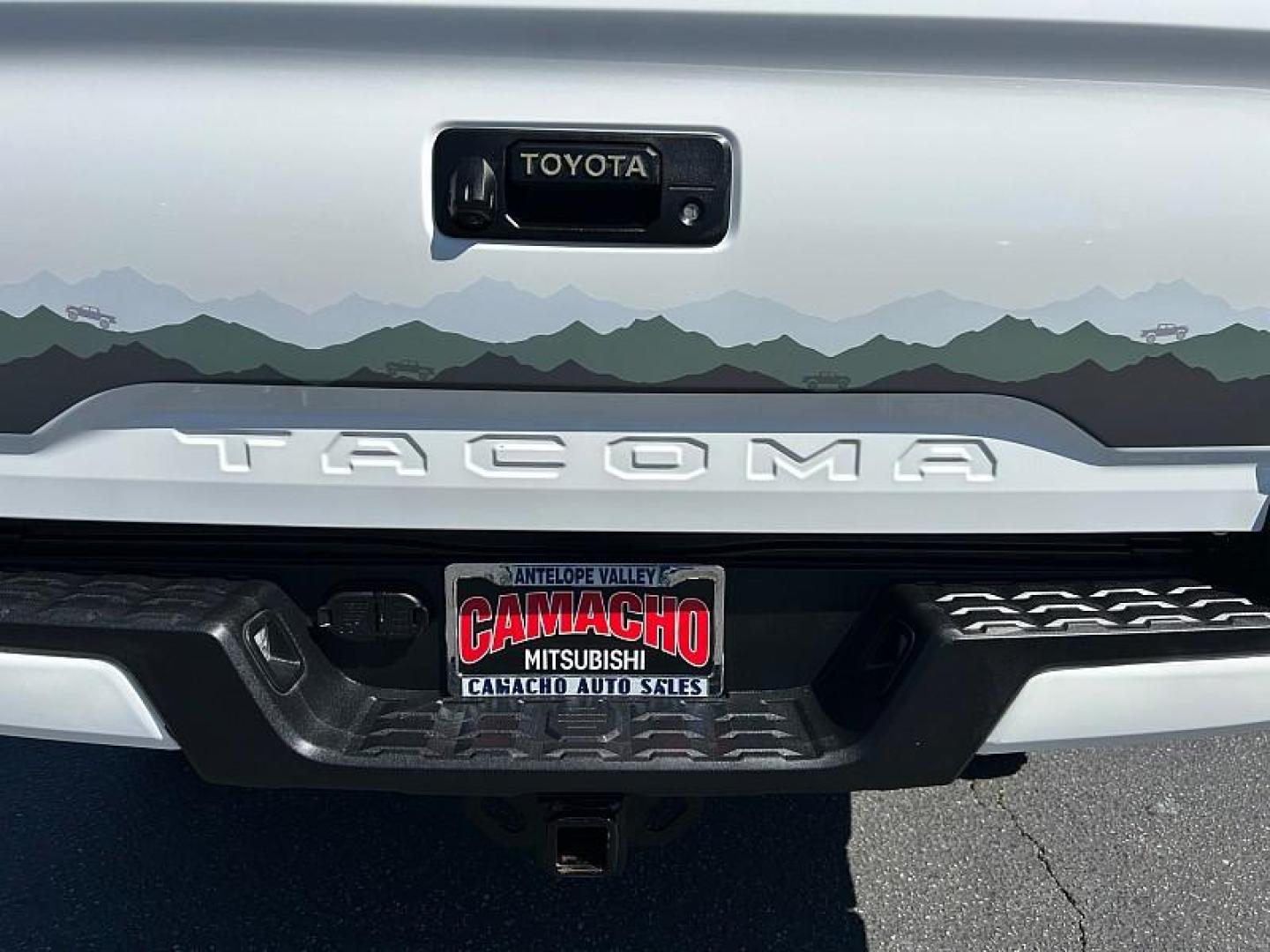 2023 WHITE Toyota Tacoma 2WD (3TMAZ5CN6PM) with an V6 3.5 Liter engine, Automatic 6-Spd transmission, located at 412 Auto Vista Drive, Palmdale, 93551, (661) 945-0620, 34.592636, -118.136681 - Photo#18