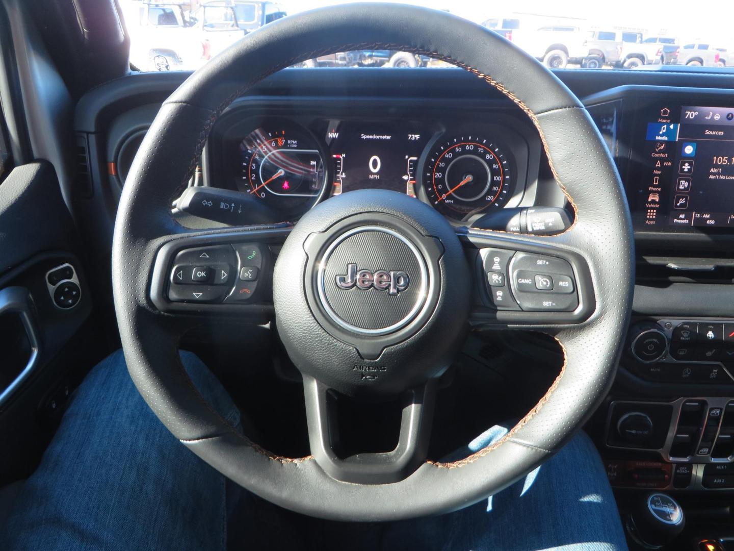 2024 SILVER Jeep Gladiator Mojave X (1C6JJTEG4RL) with an 3.6L V6 DOHC 24V engine, 6M transmission, located at 2630 Grass Valley Highway, Auburn, CA, 95603, (530) 508-5100, 38.937893, -121.095482 - Gladiator Mojave X featuring JKS suspension, Method MR315 wheels, and 37" Toyo MT tires, - Photo#37