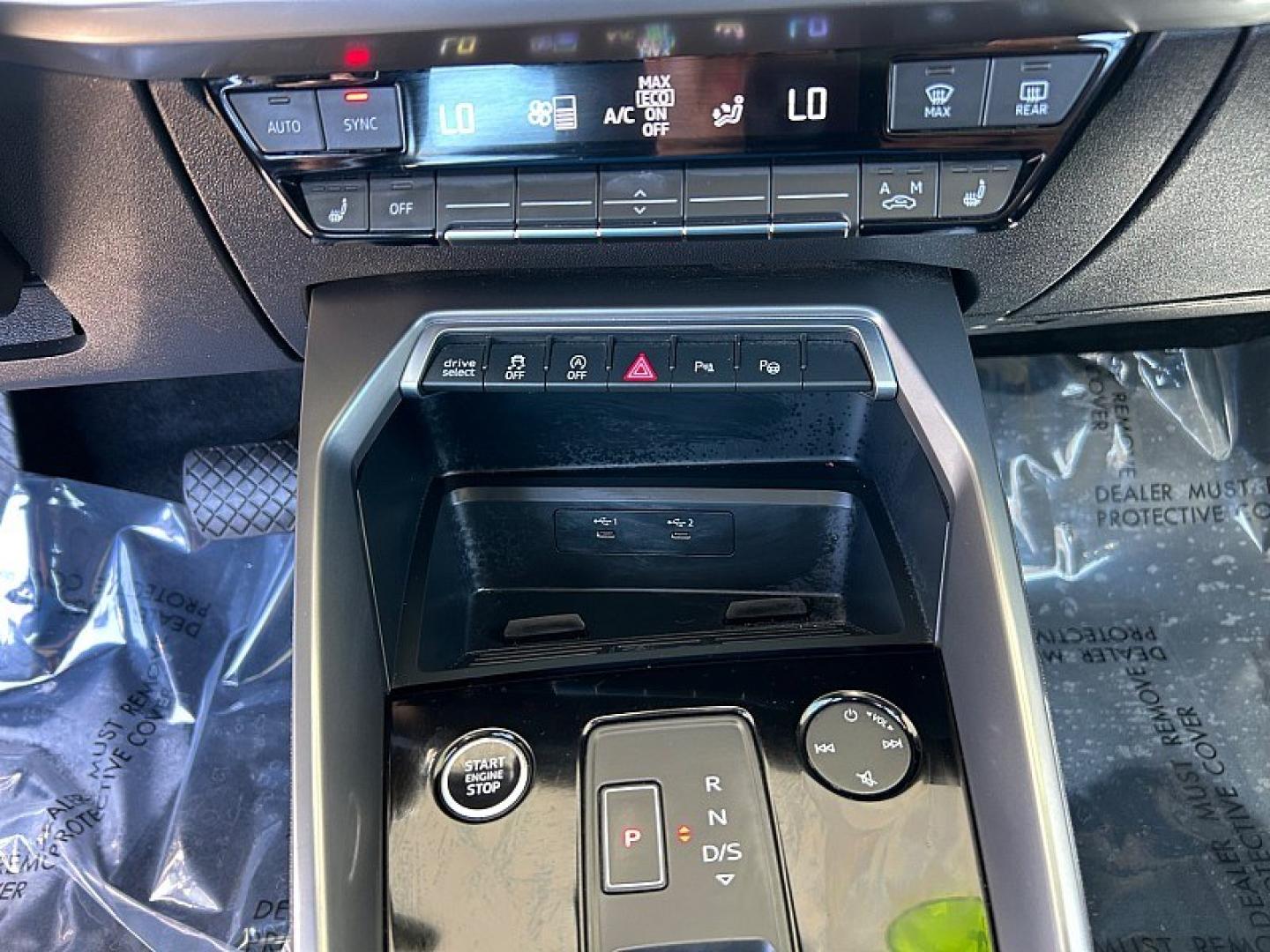 2024 WHITE Audi A3 (WAUAUDGY0RA) with an 4-Cyl Turbo 2.0L Hybrid engine, Automatic 7-Spd transmission, located at 412 Auto Vista Drive, Palmdale, 93551, (661) 945-0620, 34.592636, -118.136681- Photo#21