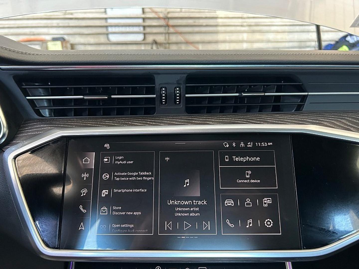 2024 WHITE Audi A6 Sedan (WAUE3BF2XRN) with an 4-Cyl Turbo 2.0L Hybrid engine, Automatic 7-Spd transmission, located at 412 Auto Vista Drive, Palmdale, 93551, (661) 945-0620, 34.592636, -118.136681- Photo#16