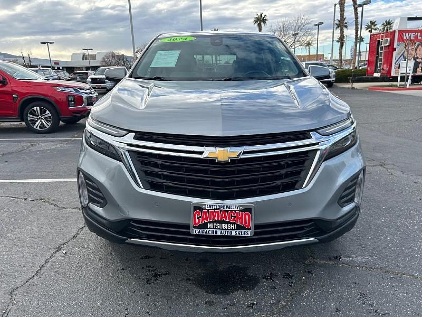 2024 SILVER Chevrolet Equinox (3GNAXUEGXRL) with an 4-Cyl Turbo 1.5 Liter engine, Automatic 6-Spd w/Overdrive transmission, located at 412 Auto Vista Drive, Palmdale, 93551, (661) 945-0620, 34.592636, -118.136681 - Photo#1