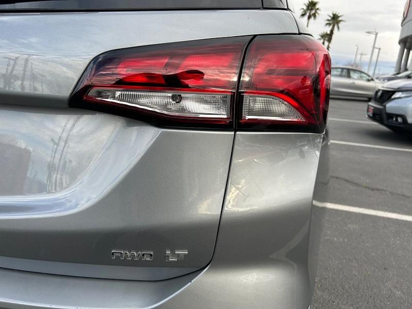 2024 SILVER Chevrolet Equinox (3GNAXUEGXRL) with an 4-Cyl Turbo 1.5 Liter engine, Automatic 6-Spd w/Overdrive transmission, located at 412 Auto Vista Drive, Palmdale, 93551, (661) 945-0620, 34.592636, -118.136681 - Photo#14