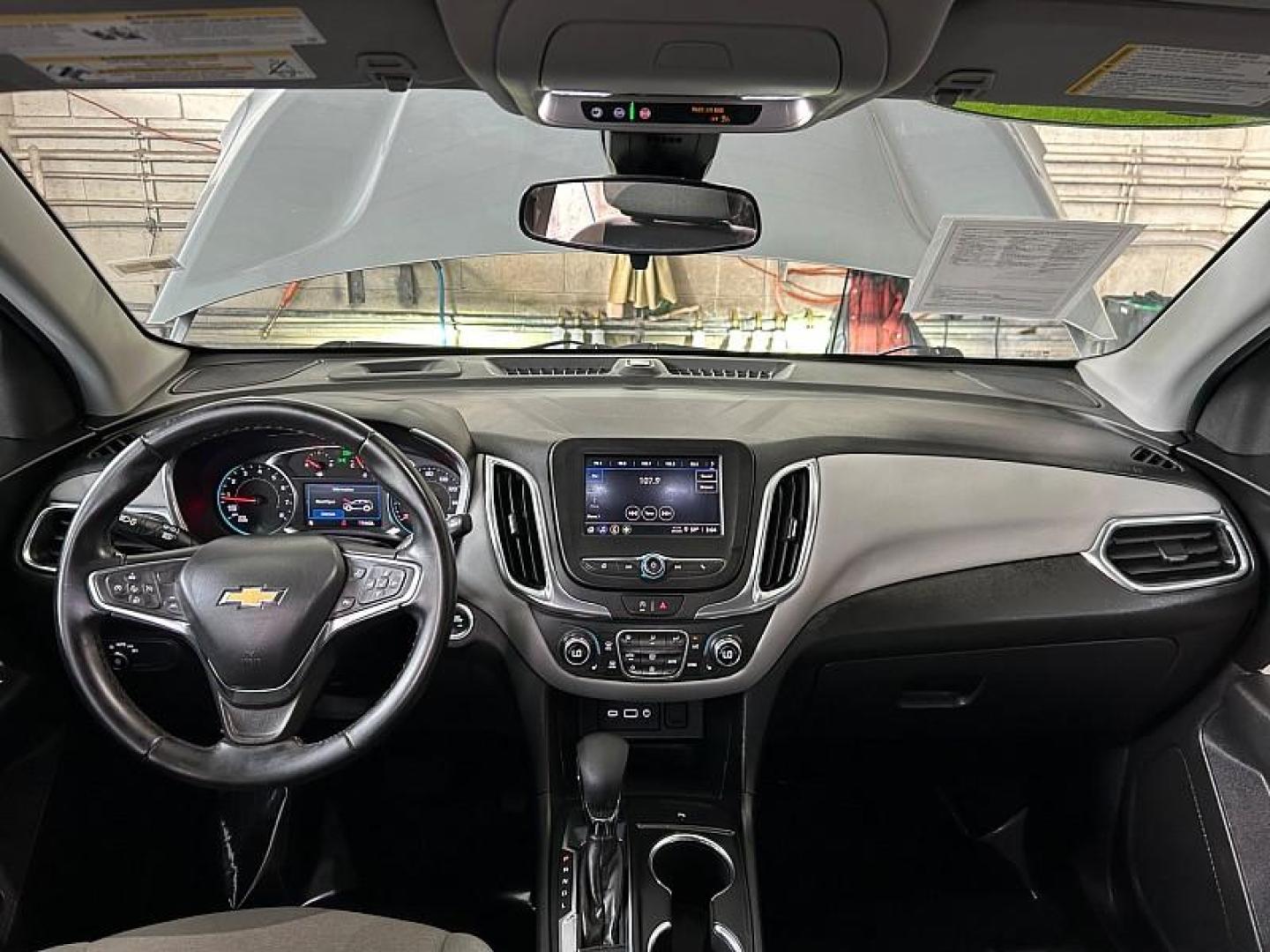 2024 SILVER Chevrolet Equinox (3GNAXUEGXRL) with an 4-Cyl Turbo 1.5 Liter engine, Automatic 6-Spd w/Overdrive transmission, located at 412 Auto Vista Drive, Palmdale, 93551, (661) 945-0620, 34.592636, -118.136681 - Photo#18