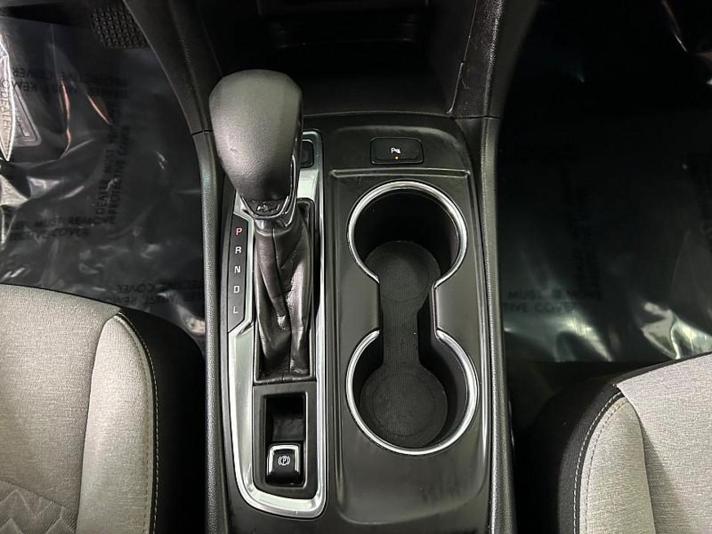 2024 SILVER Chevrolet Equinox (3GNAXUEGXRL) with an 4-Cyl Turbo 1.5 Liter engine, Automatic 6-Spd w/Overdrive transmission, located at 412 Auto Vista Drive, Palmdale, 93551, (661) 945-0620, 34.592636, -118.136681 - Photo#20