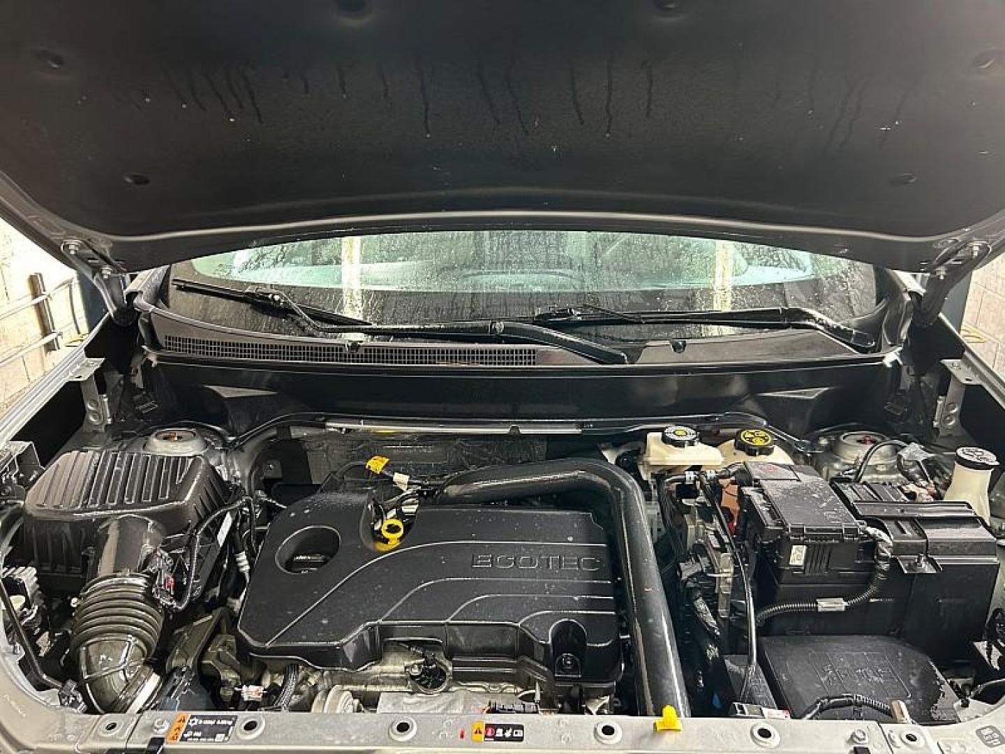 2024 SILVER Chevrolet Equinox (3GNAXUEGXRL) with an 4-Cyl Turbo 1.5 Liter engine, Automatic 6-Spd w/Overdrive transmission, located at 412 Auto Vista Drive, Palmdale, 93551, (661) 945-0620, 34.592636, -118.136681 - Photo#25