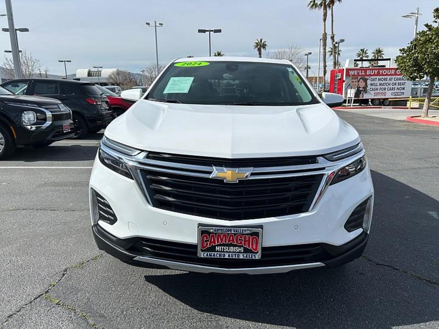 2024 WHITE Chevrolet Equinox (3GNAXUEG9RL) with an 4-Cyl Turbo 1.5 Liter engine, Automatic 6-Spd w/Overdrive transmission, located at 412 Auto Vista Drive, Palmdale, 93551, (661) 945-0620, 34.592636, -118.136681- Photo#5