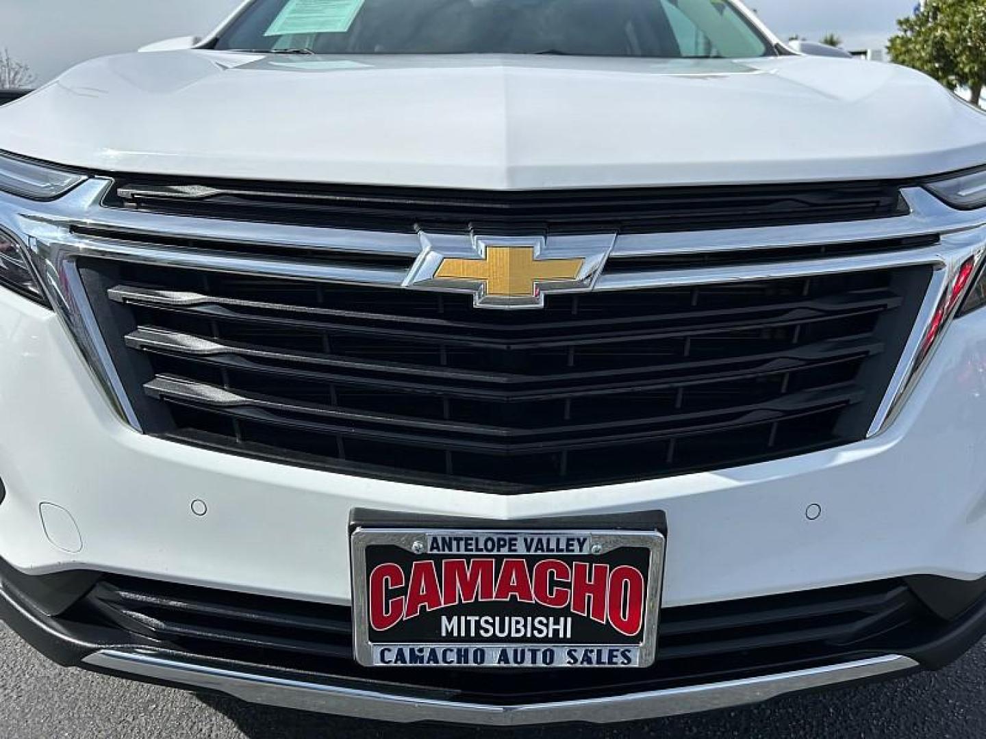 2024 WHITE Chevrolet Equinox (3GNAXUEG9RL) with an 4-Cyl Turbo 1.5 Liter engine, Automatic 6-Spd w/Overdrive transmission, located at 412 Auto Vista Drive, Palmdale, 93551, (661) 945-0620, 34.592636, -118.136681- Photo#8