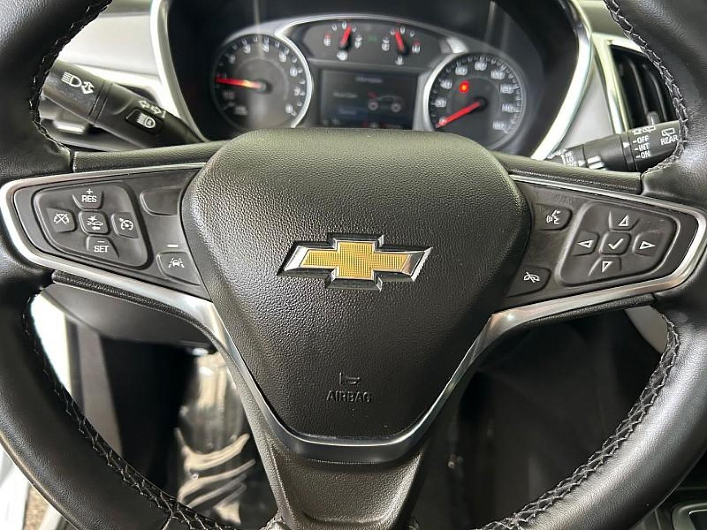 2024 WHITE Chevrolet Equinox (3GNAXUEG9RL) with an 4-Cyl Turbo 1.5 Liter engine, Automatic 6-Spd w/Overdrive transmission, located at 412 Auto Vista Drive, Palmdale, 93551, (661) 945-0620, 34.592636, -118.136681- Photo#23