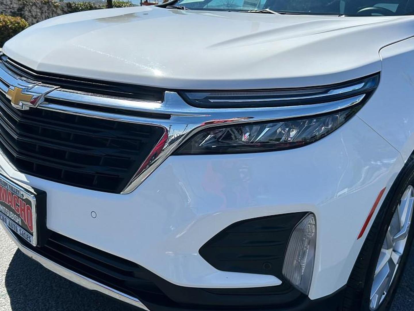 2024 WHITE Chevrolet Equinox (3GNAXKEG0RL) with an 4-Cyl Turbo 1.5 Liter engine, Automatic 6-Spd w/Overdrive transmission, located at 412 Auto Vista Drive, Palmdale, 93551, (661) 945-0620, 34.592636, -118.136681 - Photo#10