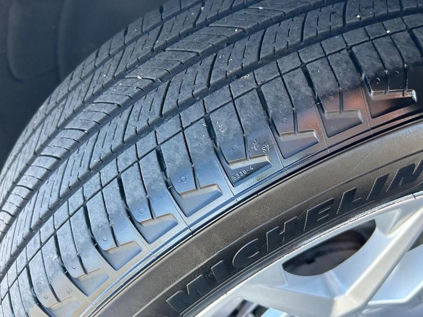 2024 WHITE Chevrolet Equinox (3GNAXKEG0RL) with an 4-Cyl Turbo 1.5 Liter engine, Automatic 6-Spd w/Overdrive transmission, located at 412 Auto Vista Drive, Palmdale, 93551, (661) 945-0620, 34.592636, -118.136681 - Photo#15