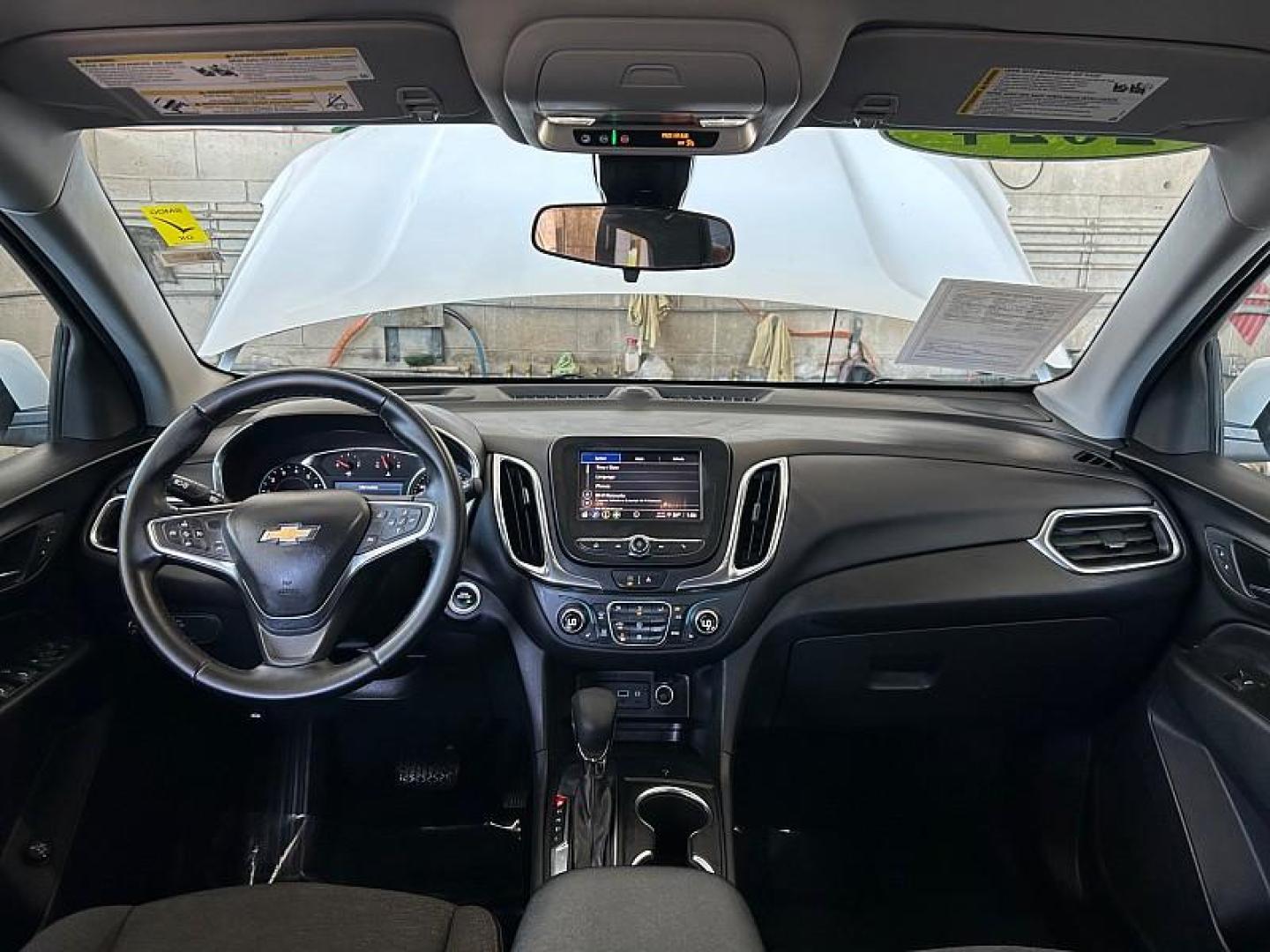 2024 WHITE Chevrolet Equinox (3GNAXKEG0RL) with an 4-Cyl Turbo 1.5 Liter engine, Automatic 6-Spd w/Overdrive transmission, located at 412 Auto Vista Drive, Palmdale, 93551, (661) 945-0620, 34.592636, -118.136681 - Photo#22