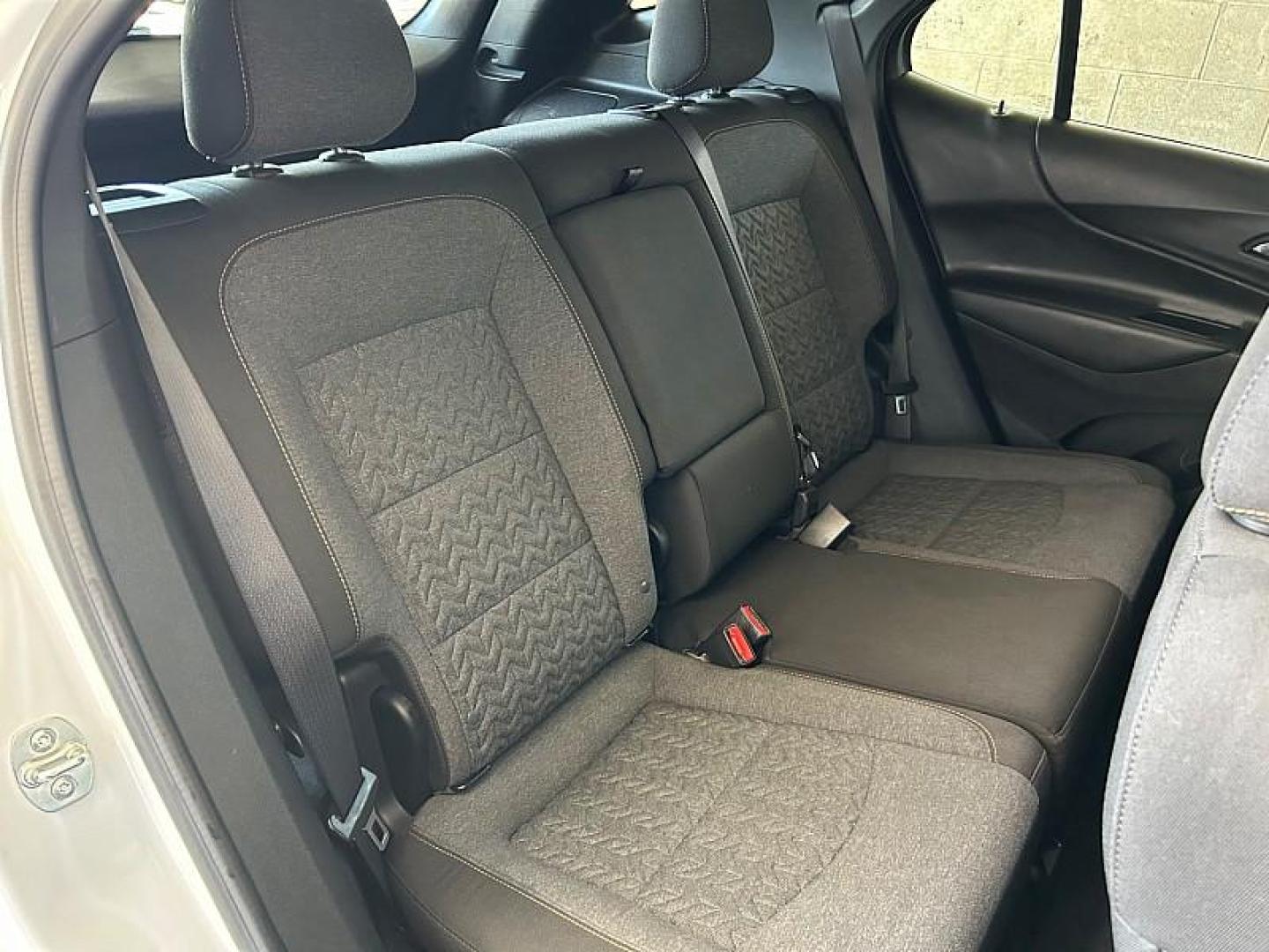 2024 WHITE Chevrolet Equinox (3GNAXKEG0RL) with an 4-Cyl Turbo 1.5 Liter engine, Automatic 6-Spd w/Overdrive transmission, located at 412 Auto Vista Drive, Palmdale, 93551, (661) 945-0620, 34.592636, -118.136681 - Photo#24