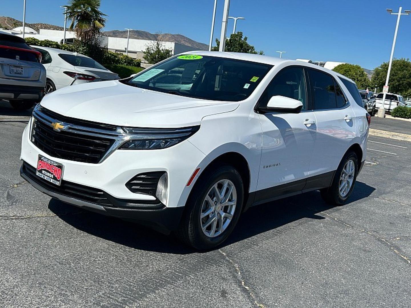 2024 WHITE Chevrolet Equinox (3GNAXUEG8RL) with an 4-Cyl Turbo 1.5 Liter engine, Automatic 6-Spd w/Overdrive transmission, located at 412 Auto Vista Drive, Palmdale, 93551, (661) 945-0620, 34.592636, -118.136681- Photo#2