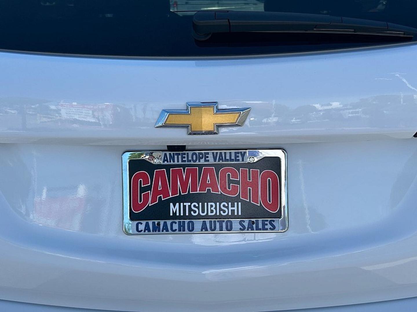 2024 WHITE Chevrolet Equinox (3GNAXUEG8RL) with an 4-Cyl Turbo 1.5 Liter engine, Automatic 6-Spd w/Overdrive transmission, located at 412 Auto Vista Drive, Palmdale, 93551, (661) 945-0620, 34.592636, -118.136681- Photo#15