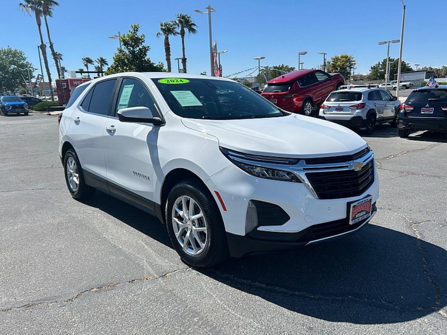 2024 WHITE Chevrolet Equinox (3GNAXUEG4RL) with an 4-Cyl Turbo 1.5 Liter engine, Automatic 6-Spd w/Overdrive transmission, located at 412 Auto Vista Drive, Palmdale, 93551, (661) 945-0620, 34.592636, -118.136681- Photo#0